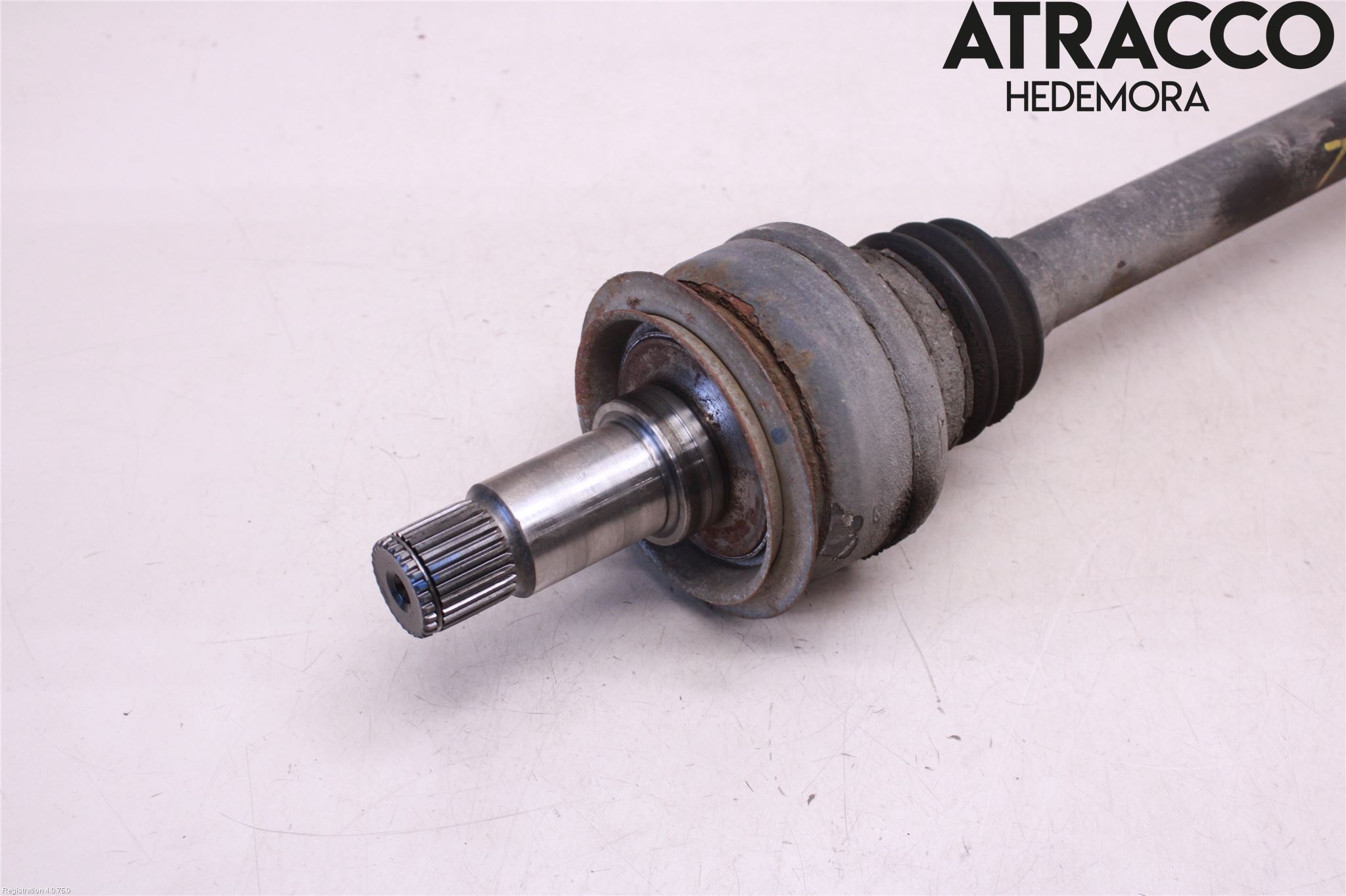Mercedes-Benz MB S-KLASS (W221) 05-13 Drivaxel Bak Höger