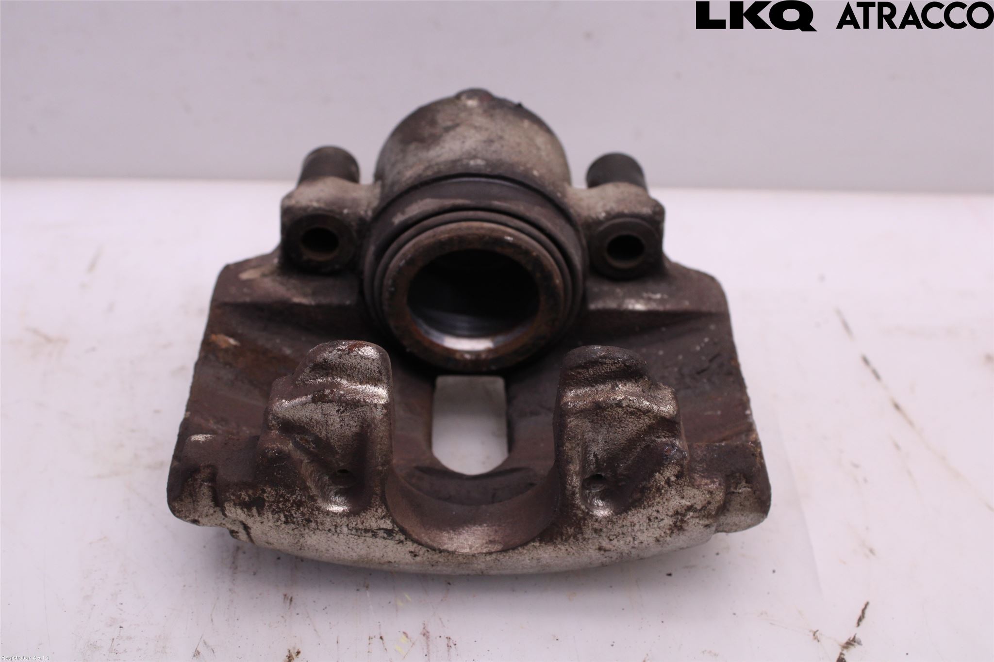 Volkswagen VW PASSAT 05-11 Bromsok Fram Vänster