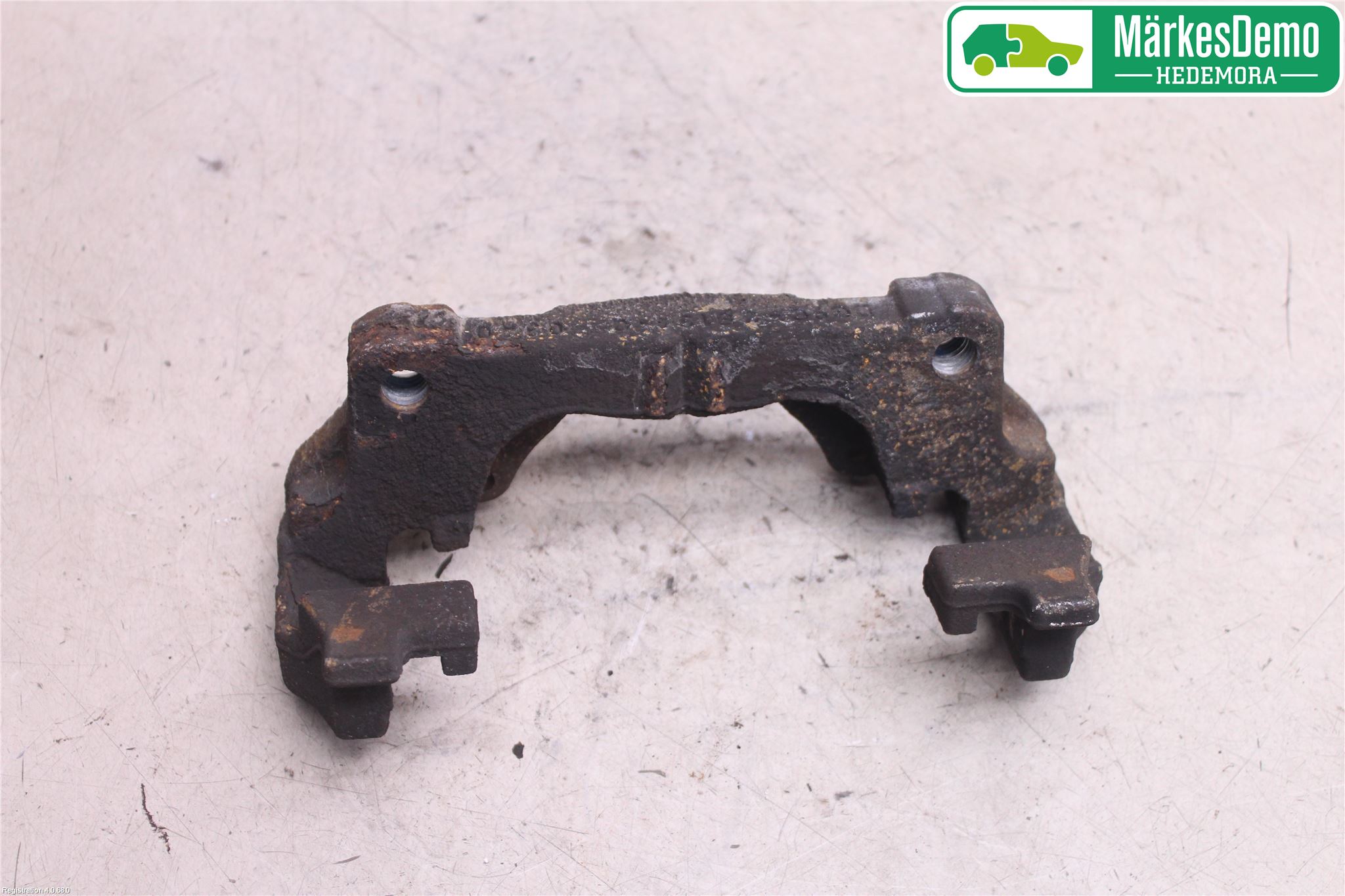 Ford MONDEO 15-22 Bromsokshållare