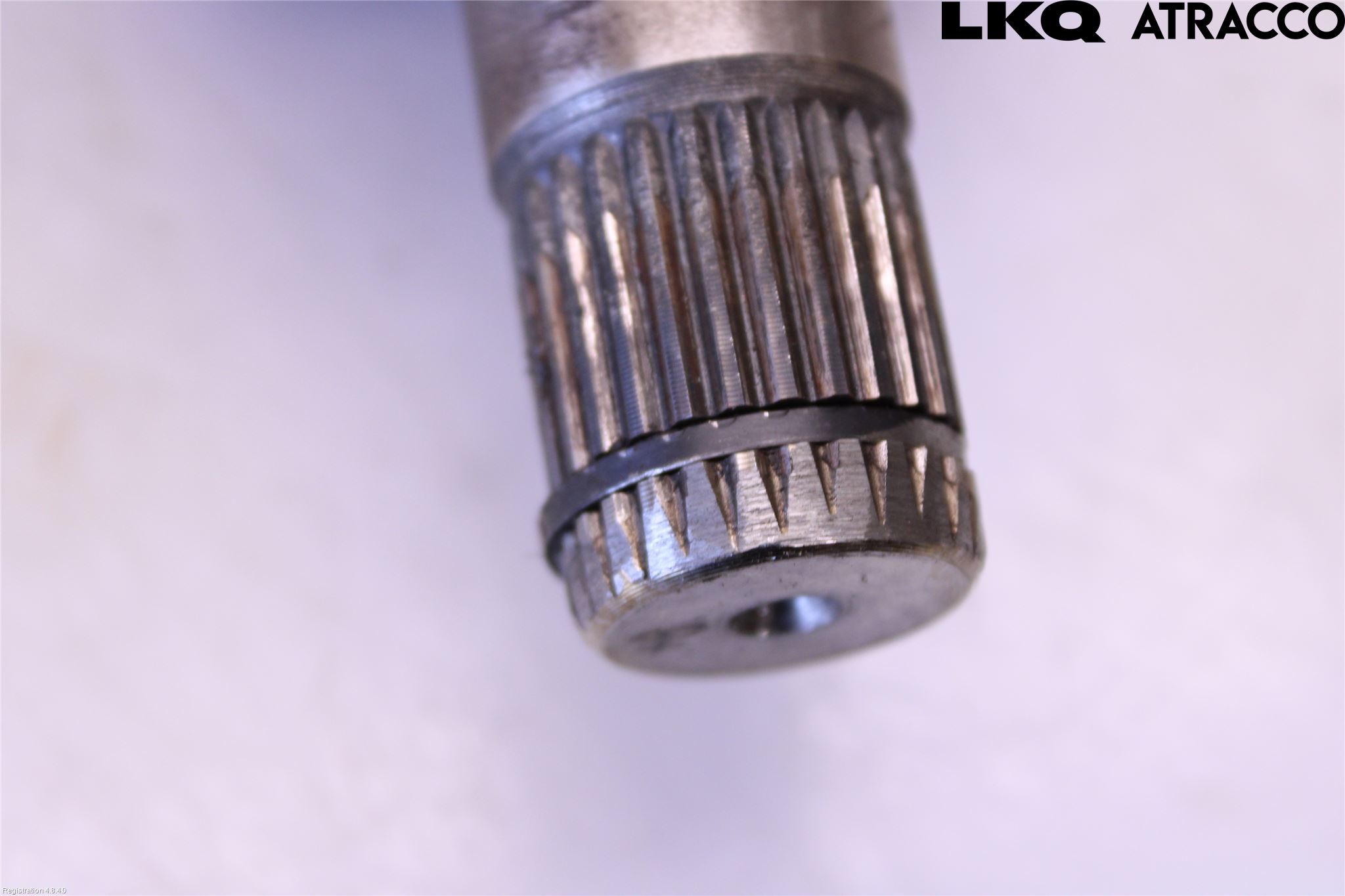 Volvo XC70 01-04 Drivaxel Fram Vänster