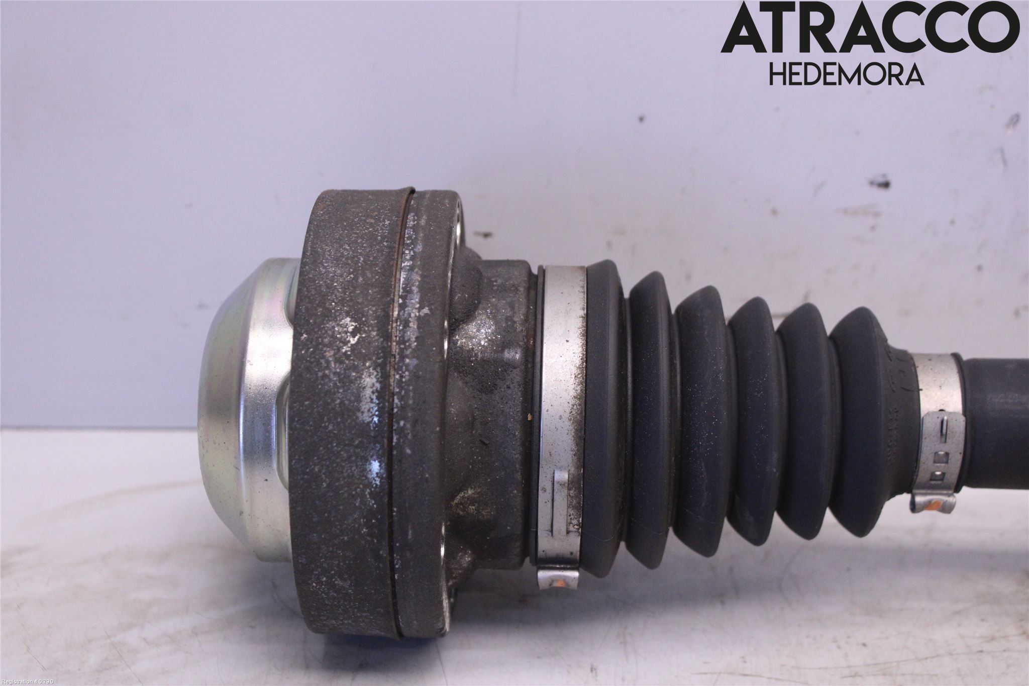 Audi A4/S4 08-11 Drivaxel Bak Vänster