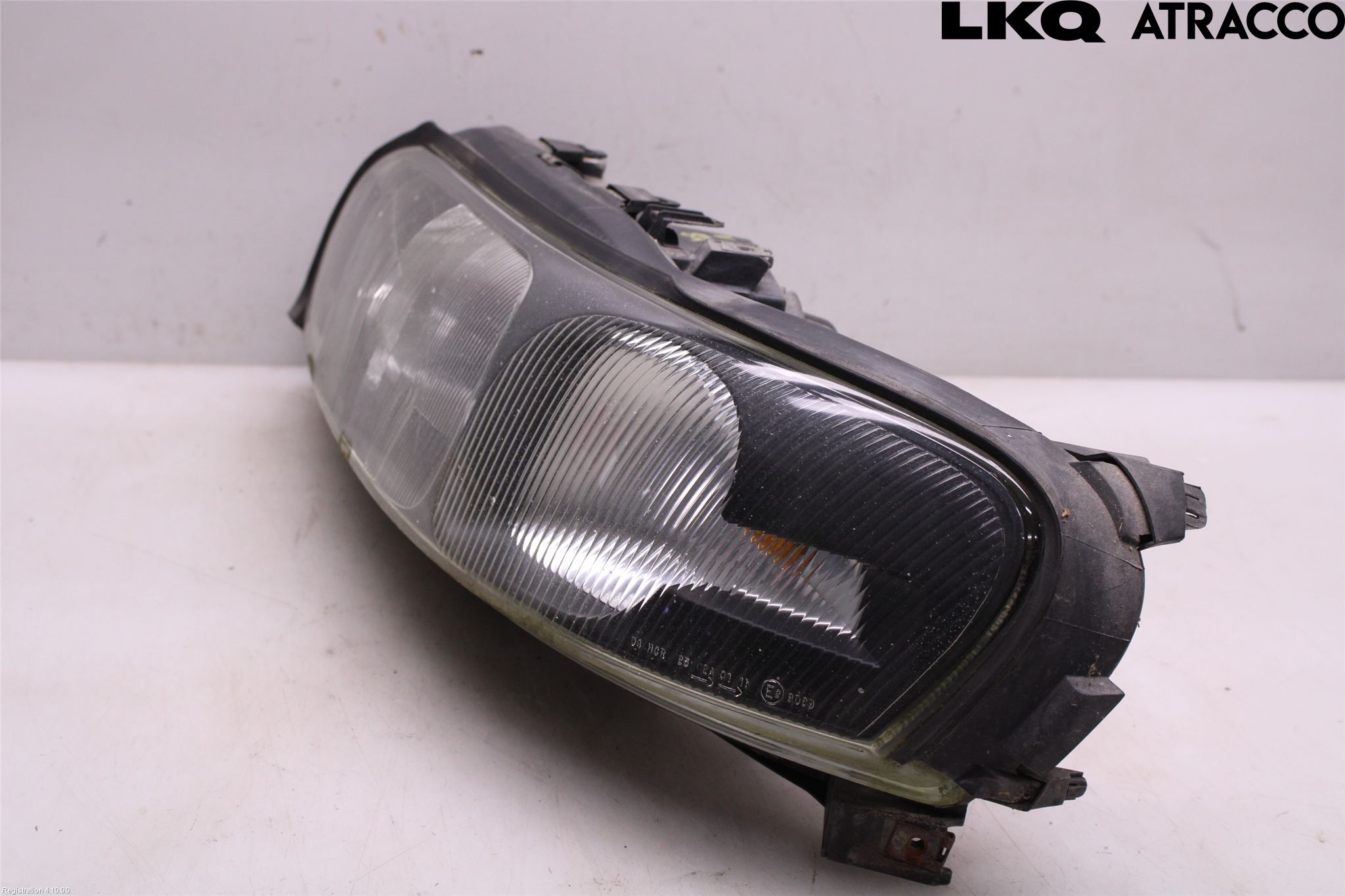 Volvo V70 00-04 Strålkastare Vänster