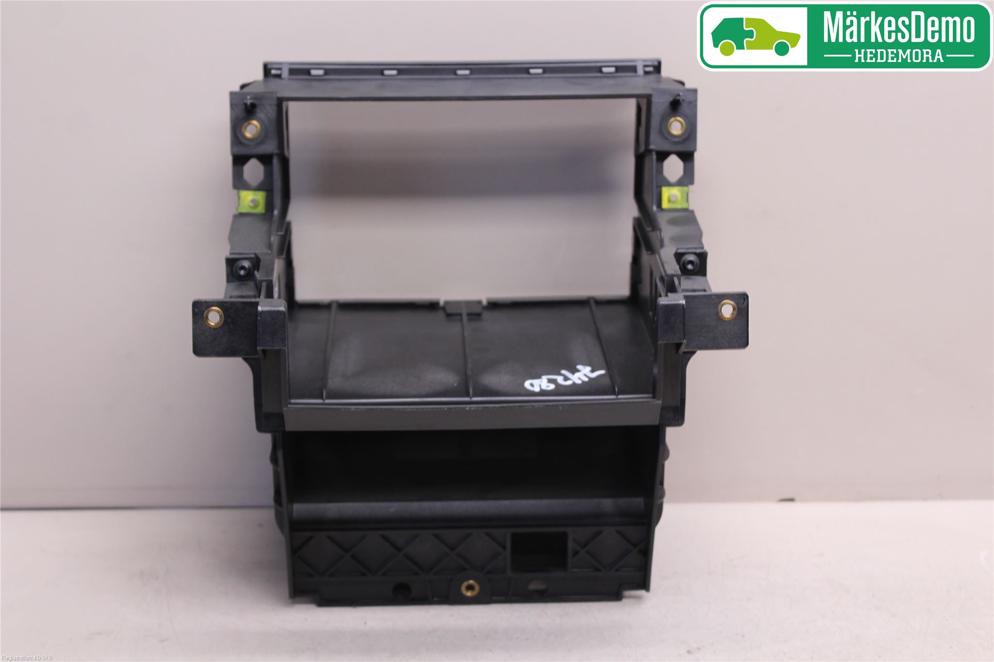 Porsche 911 64- Instrument-Radio Sarg