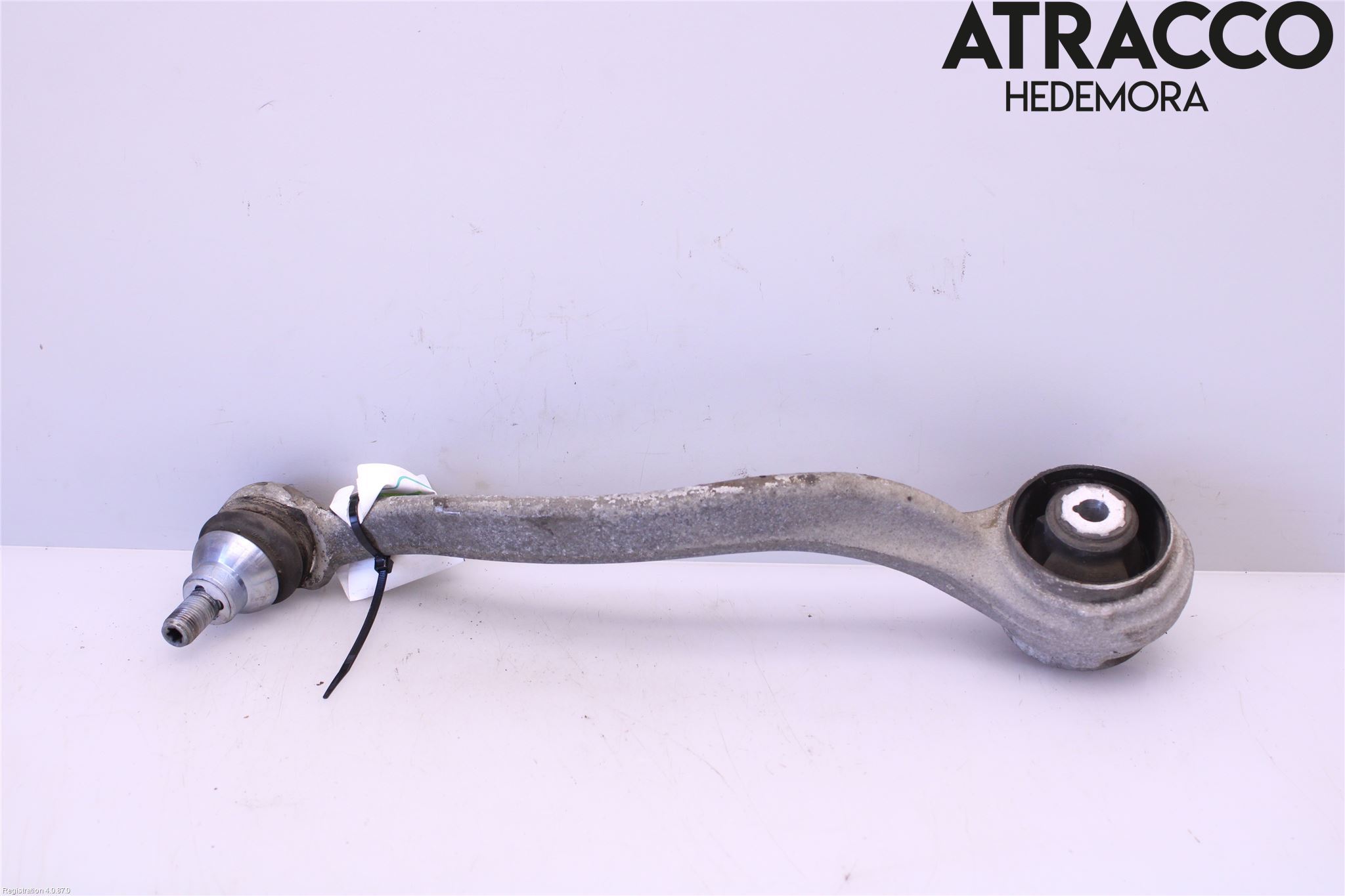 Mercedes-Benz MB E-KLASS (W213) 16-23 Bärarm Fram Undre Hö