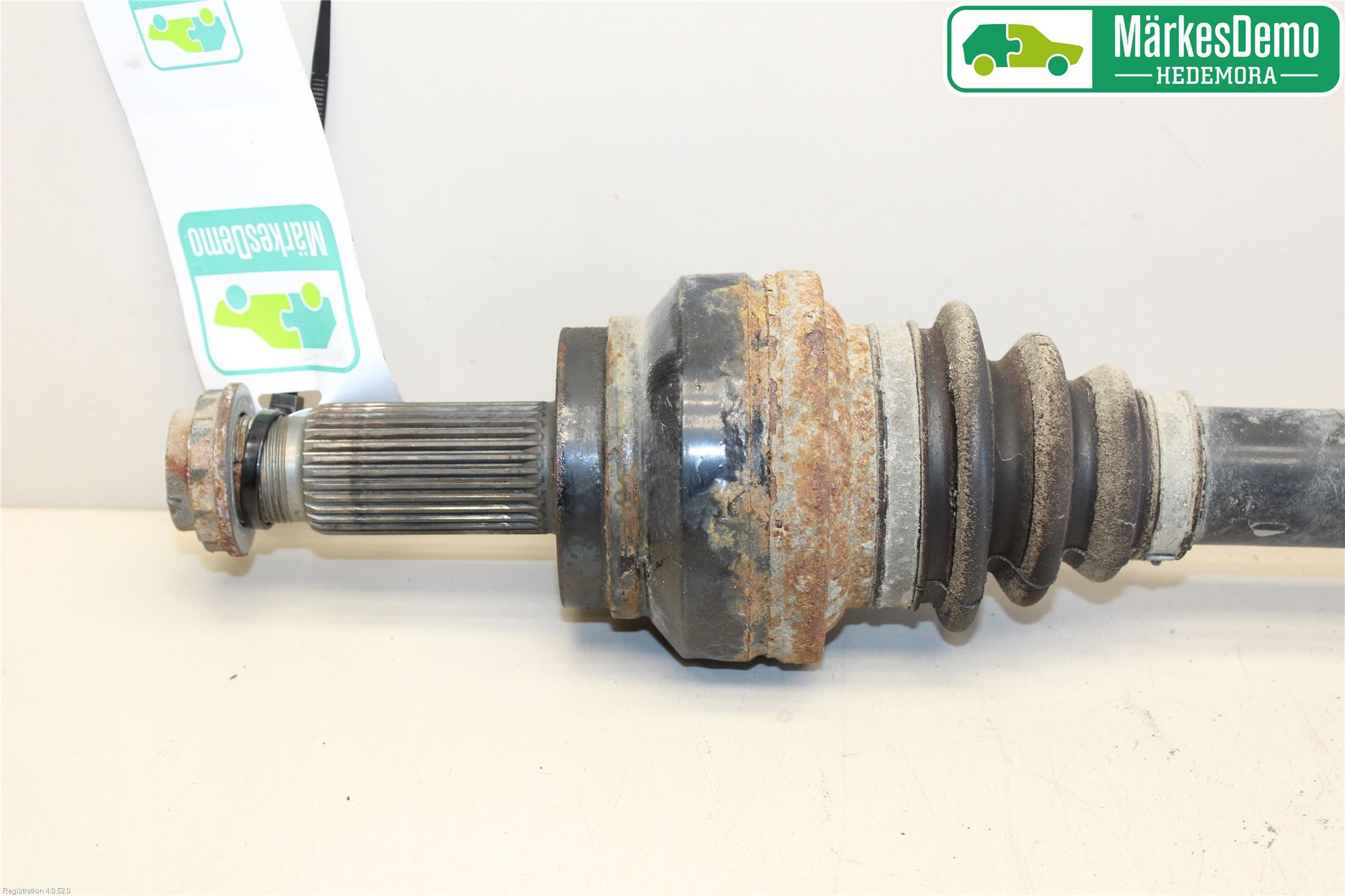 BMW X5 E70 07-13 Drivaxel Bak Vänster