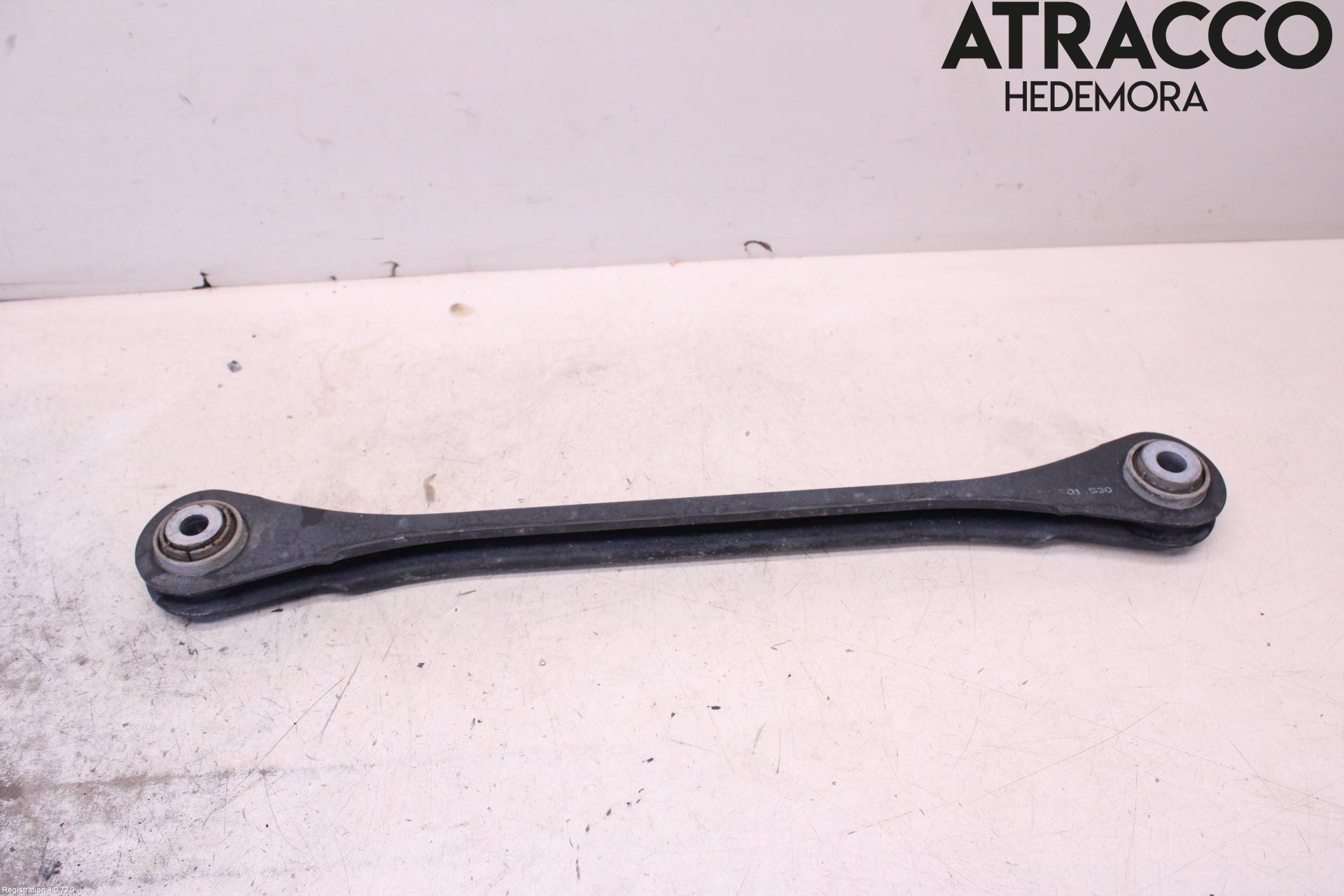 Volkswagen VW TOUAREG 7P 11-18 Bärarm Bak Höger