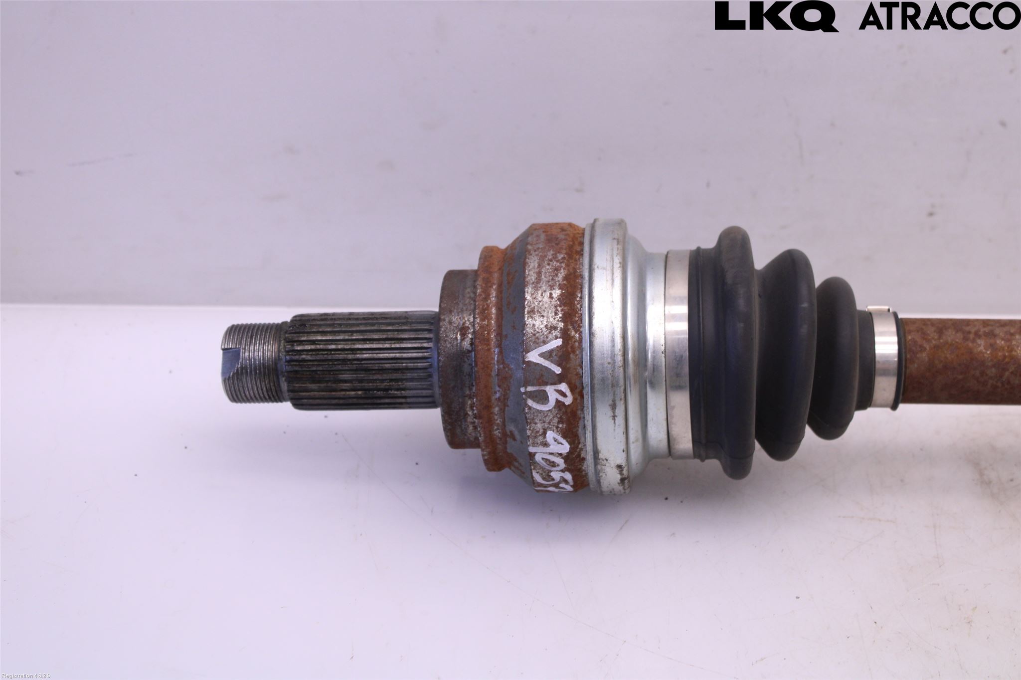 BMW 5 E60/61 Sed/Tou 02-10 Drivaxel Bak Vänster