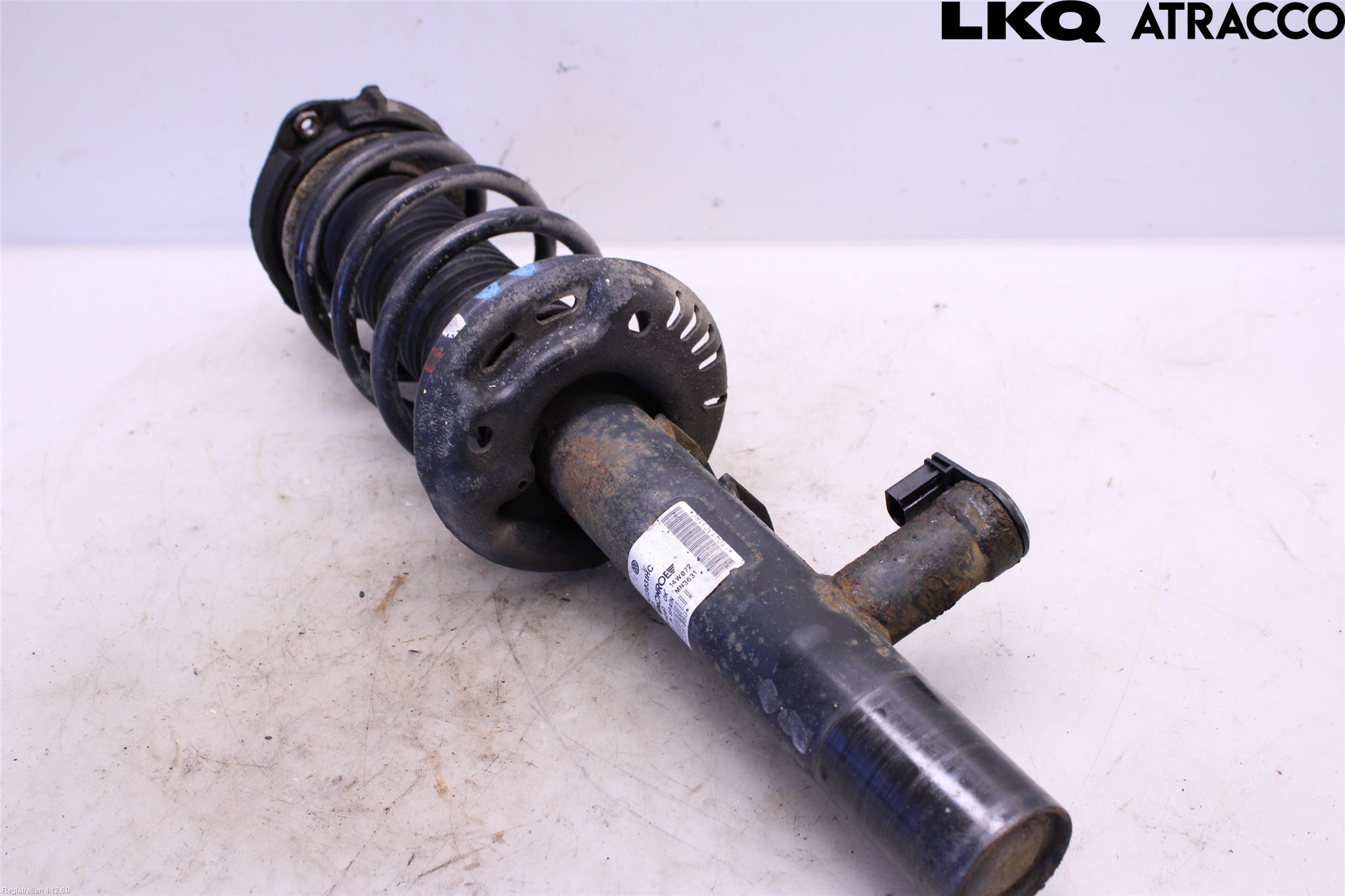 Volkswagen VW SCIROCCO 09-17 Fjäderben Fram Höger