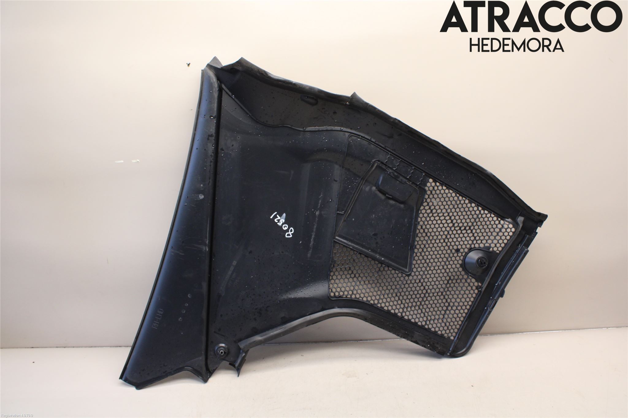 Mercedes-Benz MB C-KLASS (W205) 14-21 Torpedplåt-Torpedplast