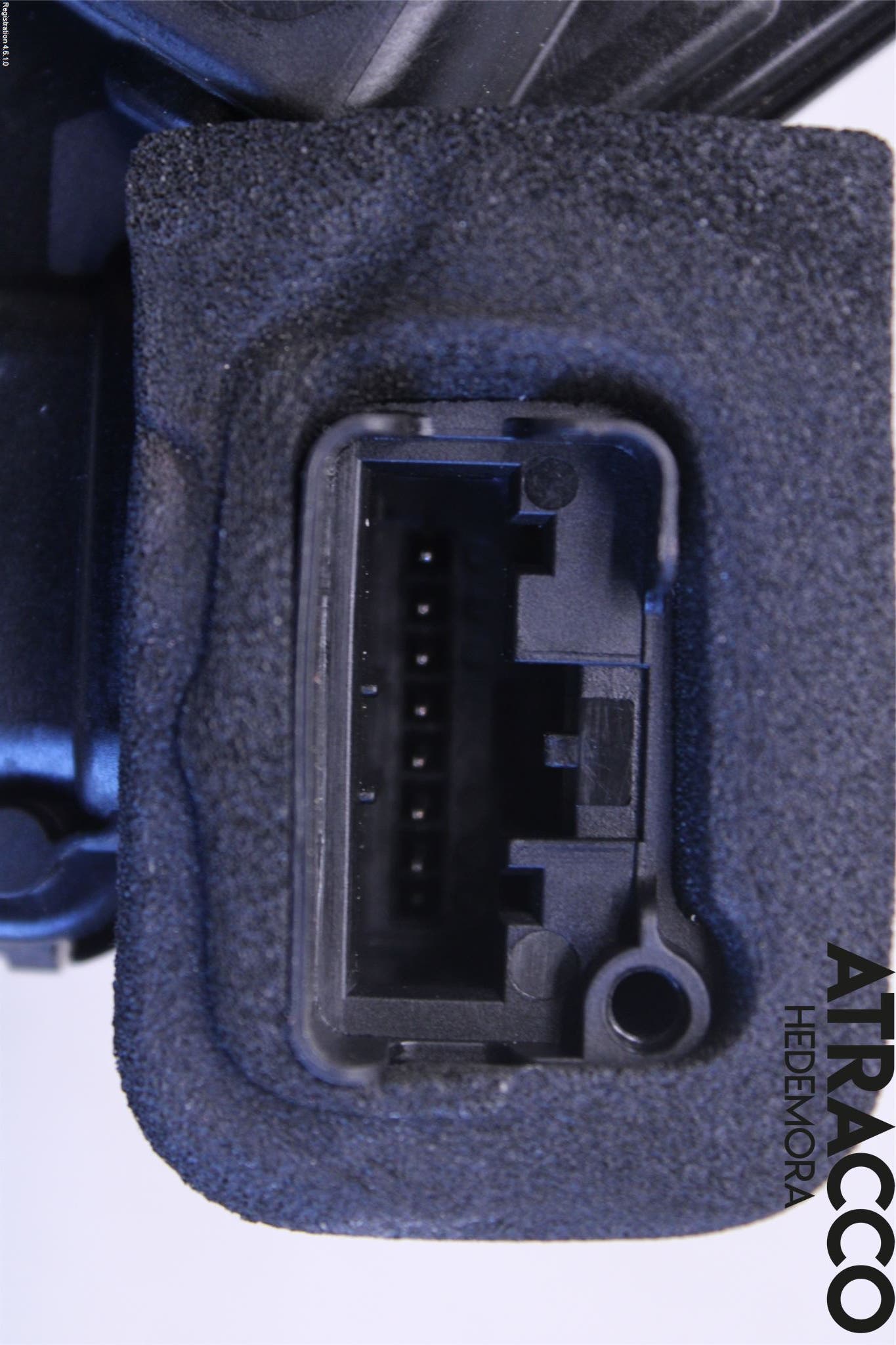 Audi Q3 F3 19- Låskista-Dörrlås