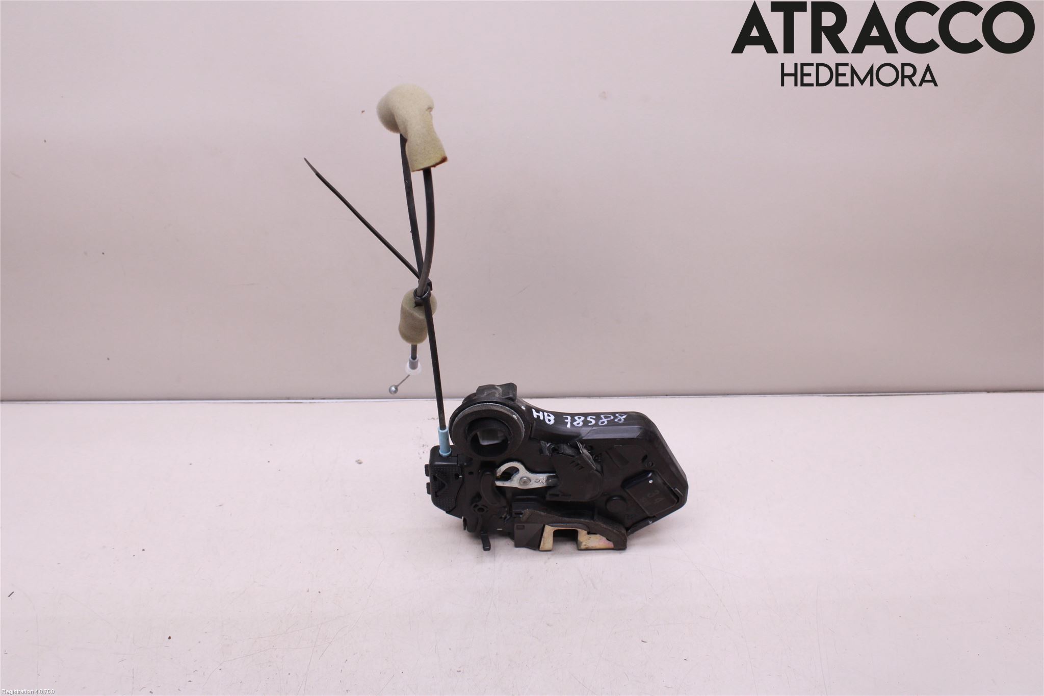 Toyota CAMRY    01-06 Låskista-Dörrlås