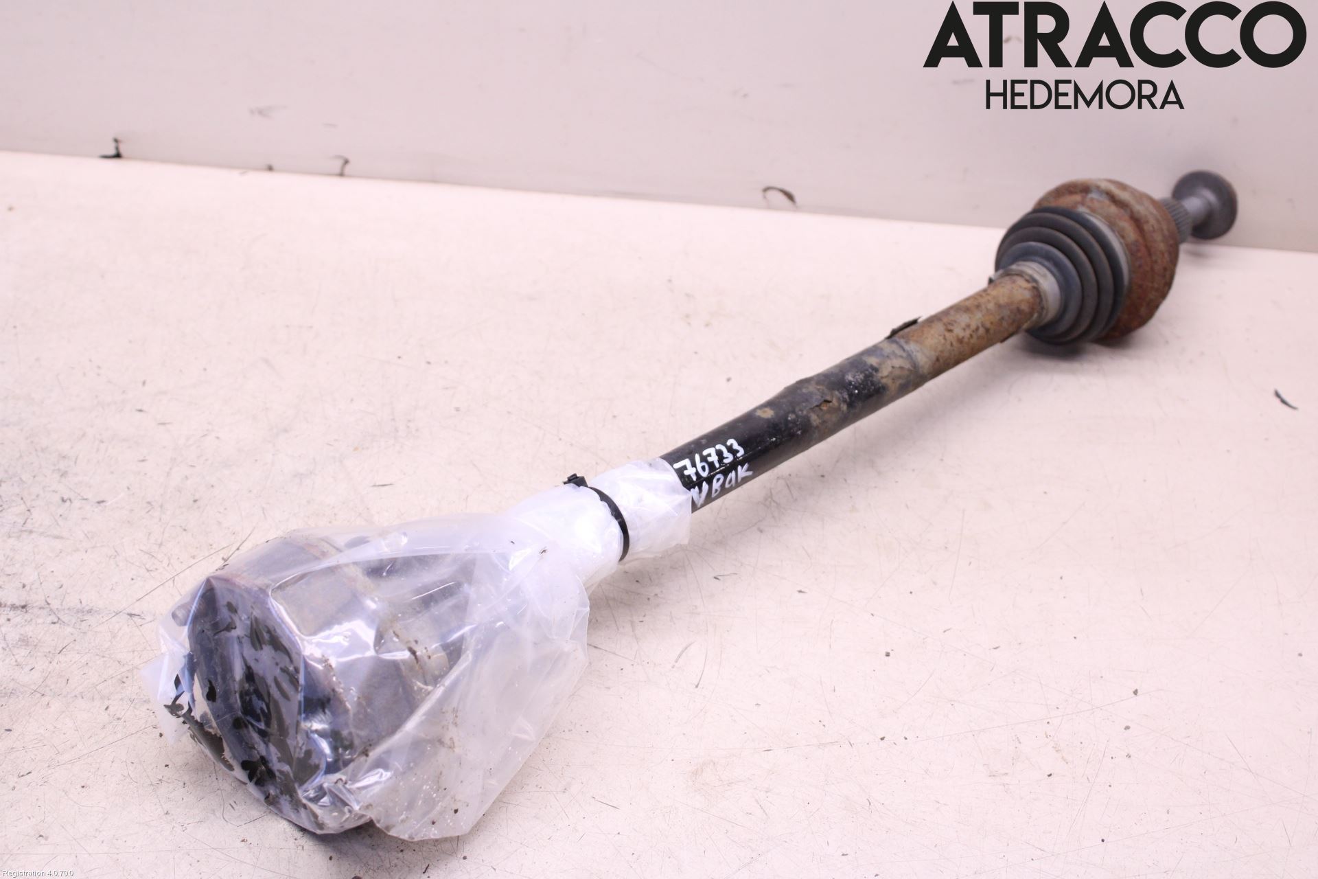 Volkswagen VW PASSAT CC 08-16 Drivaxel Bak Vänster