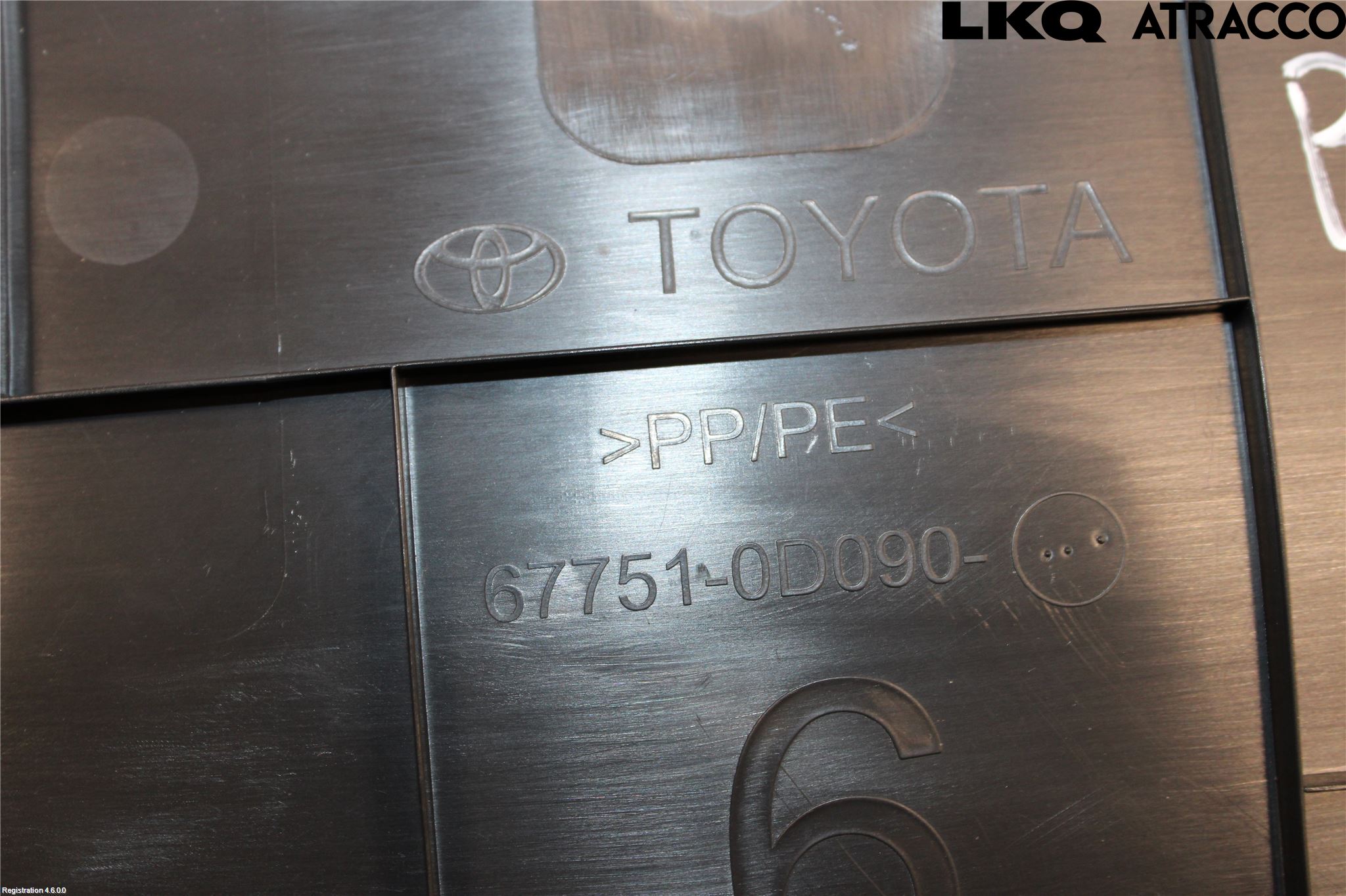 Toyota YARIS CROSS XP21 21- Inredning Bakluckeklädsel