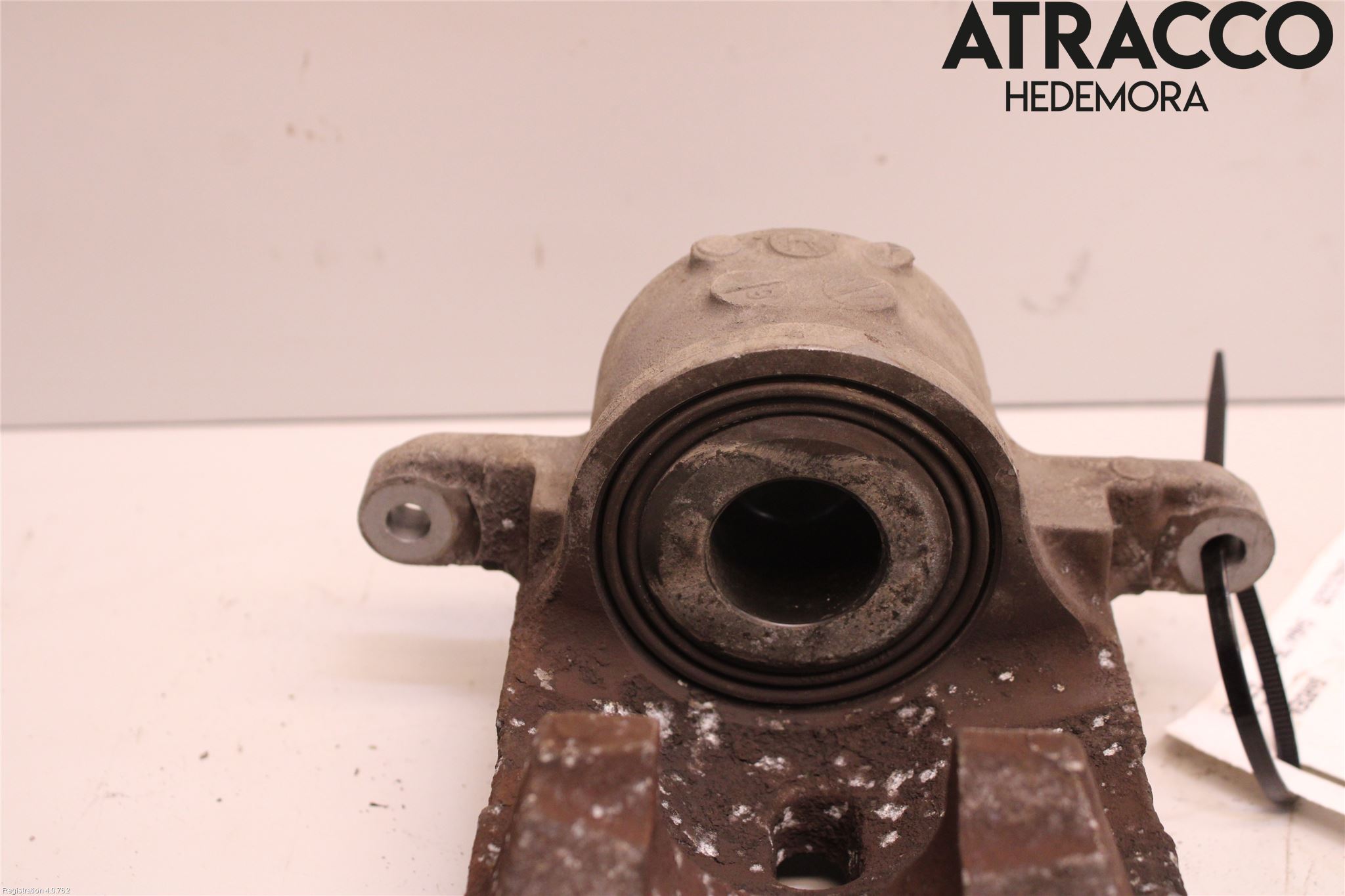 Lexus CT 200h Bromsok Fram Höger