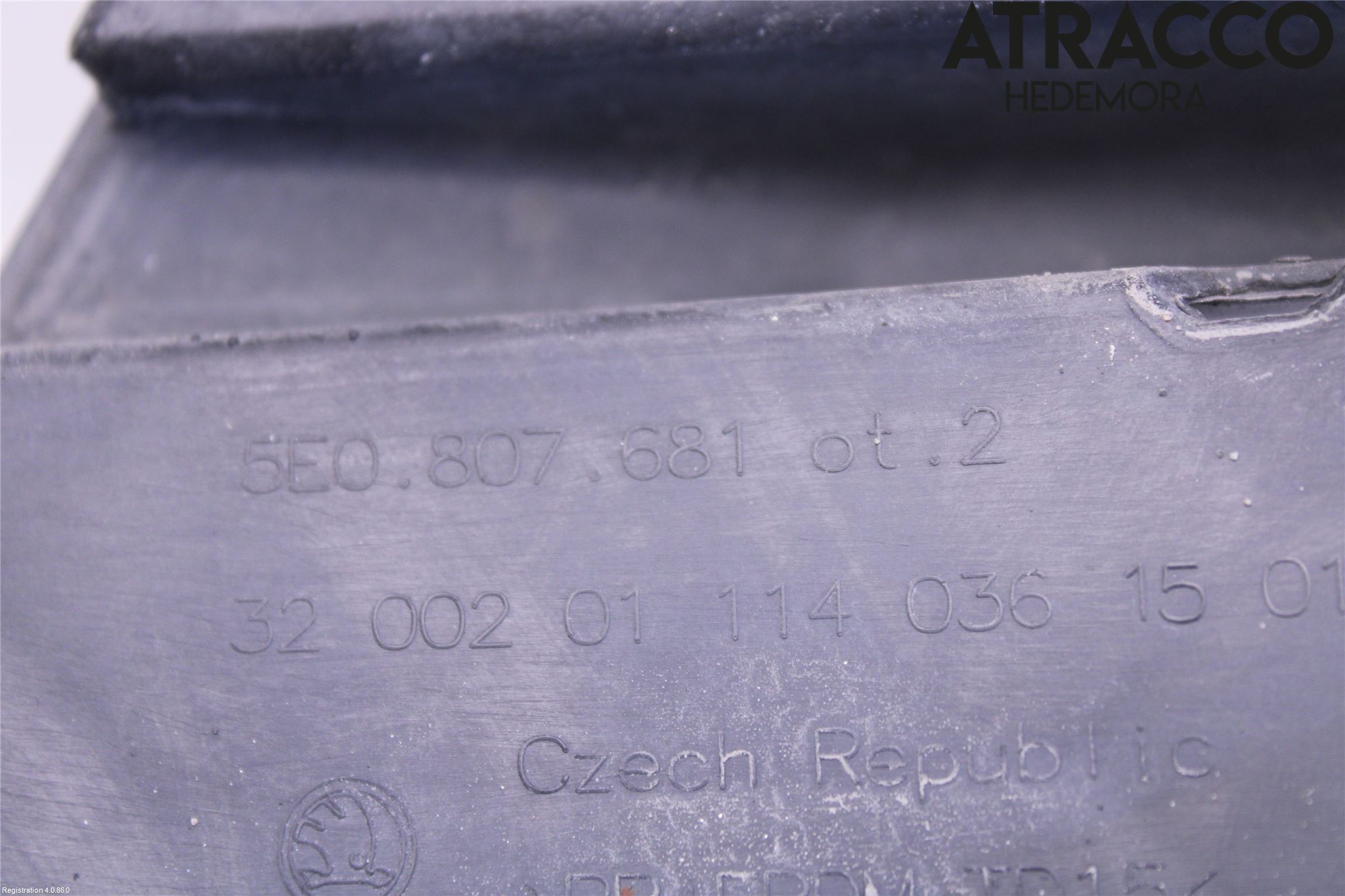 Skoda OCTAVIA (5E) 13-20 Dimljussarg Fram