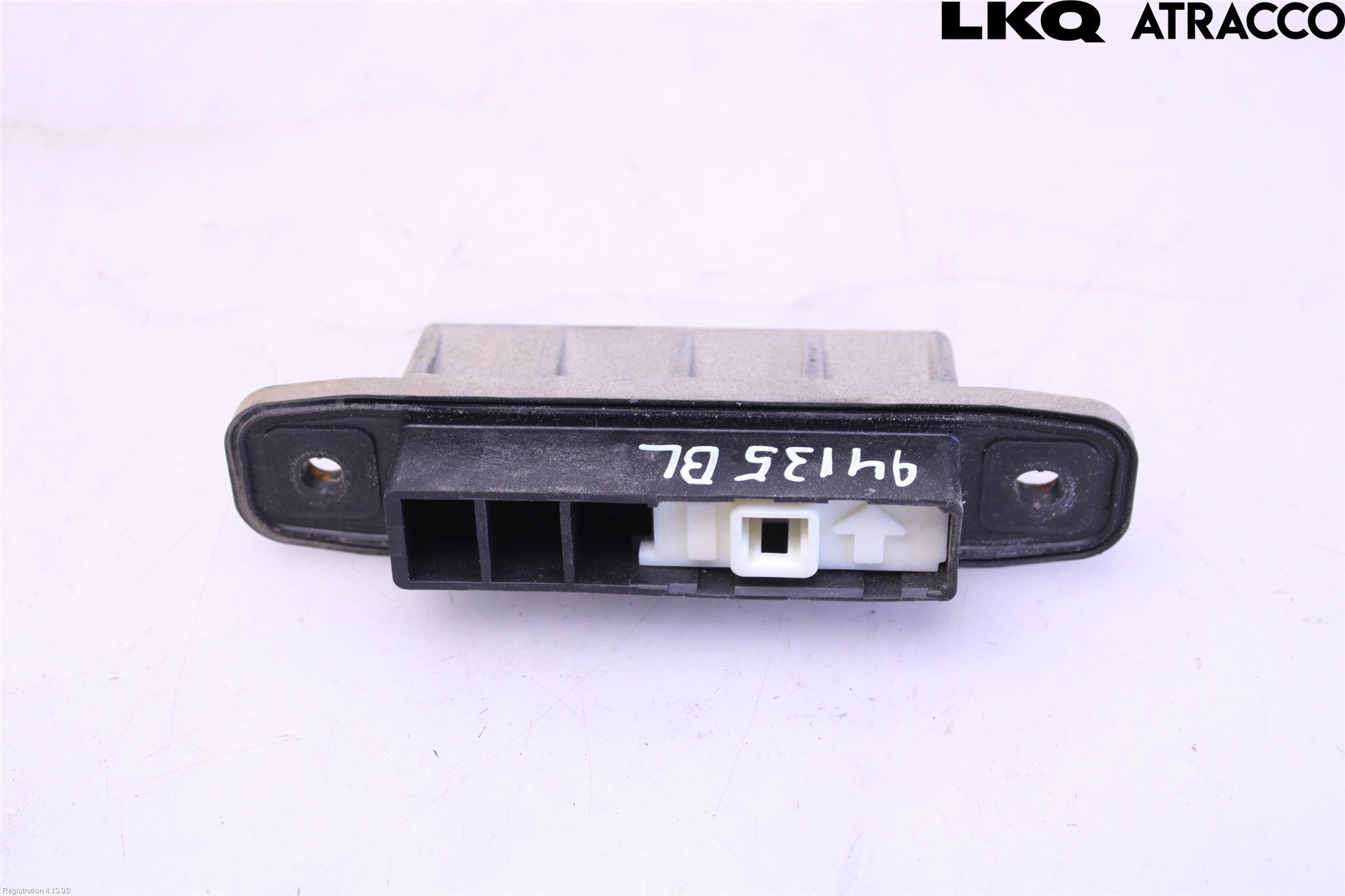 Toyota YARIS XP130 12-14 Bakluckehandtag