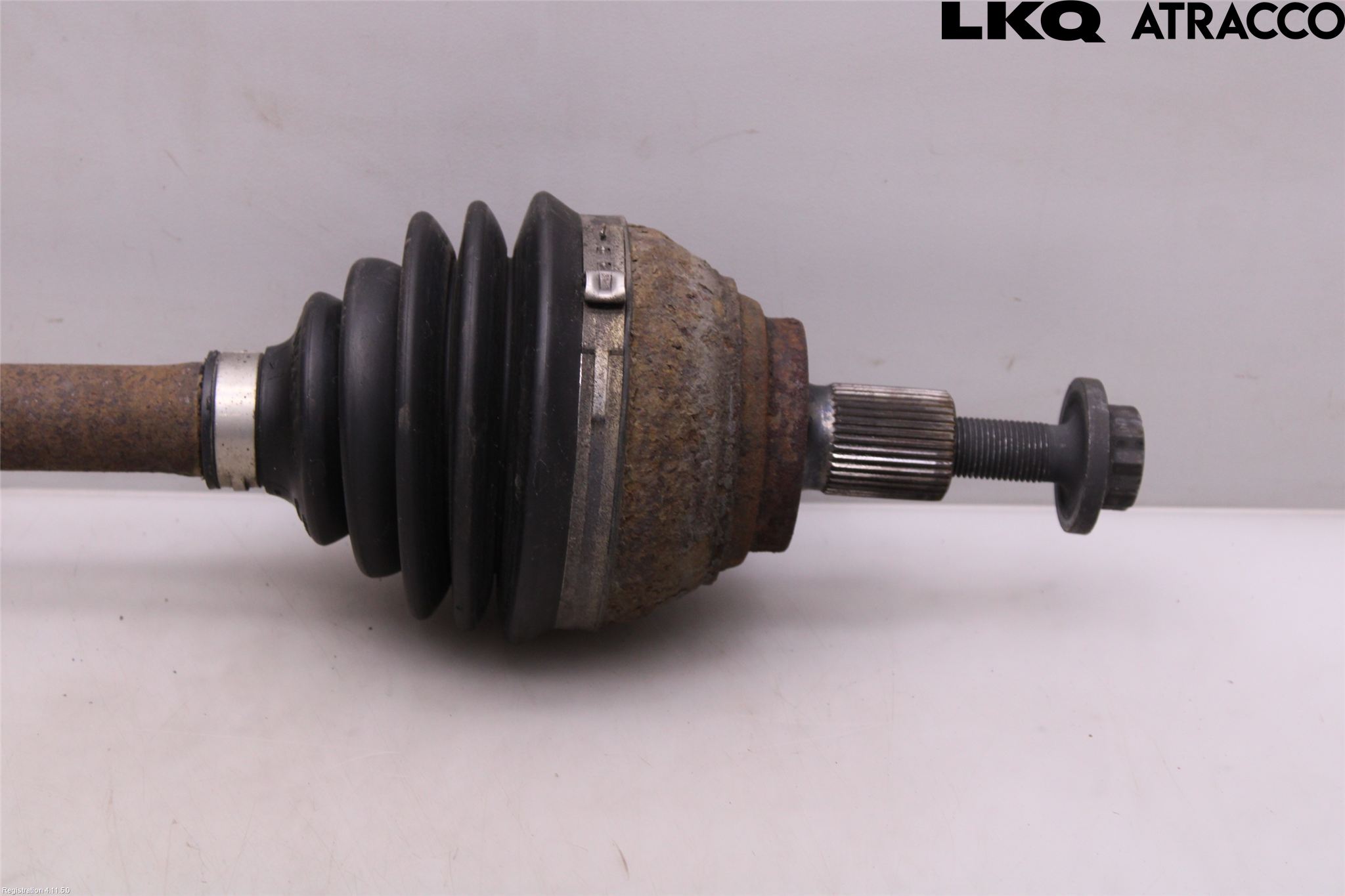Volkswagen VW TIGUAN 16-24 Drivaxel Fram Höger