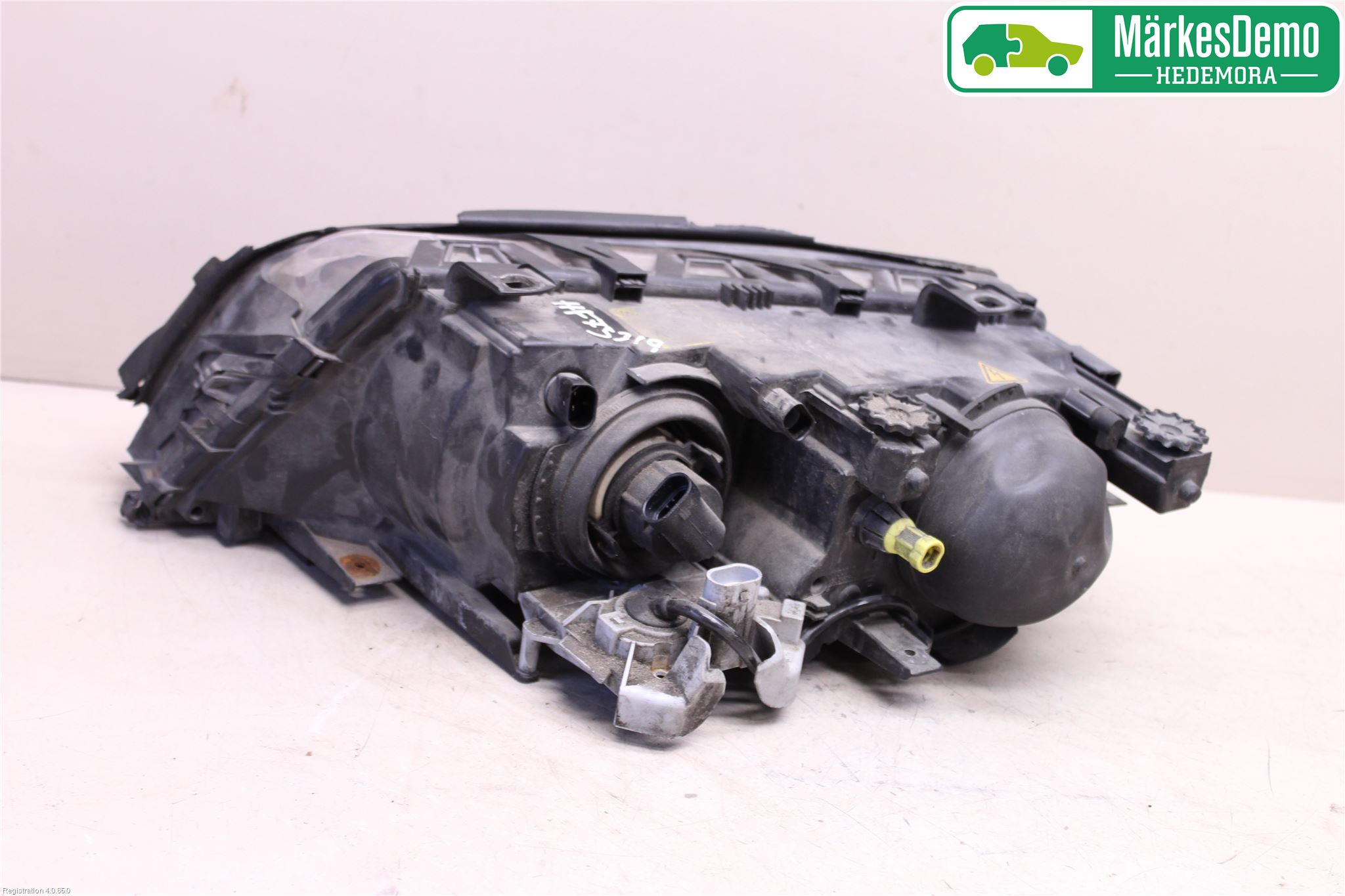 BMW 3 E46      98-05 Strålkastare Höger