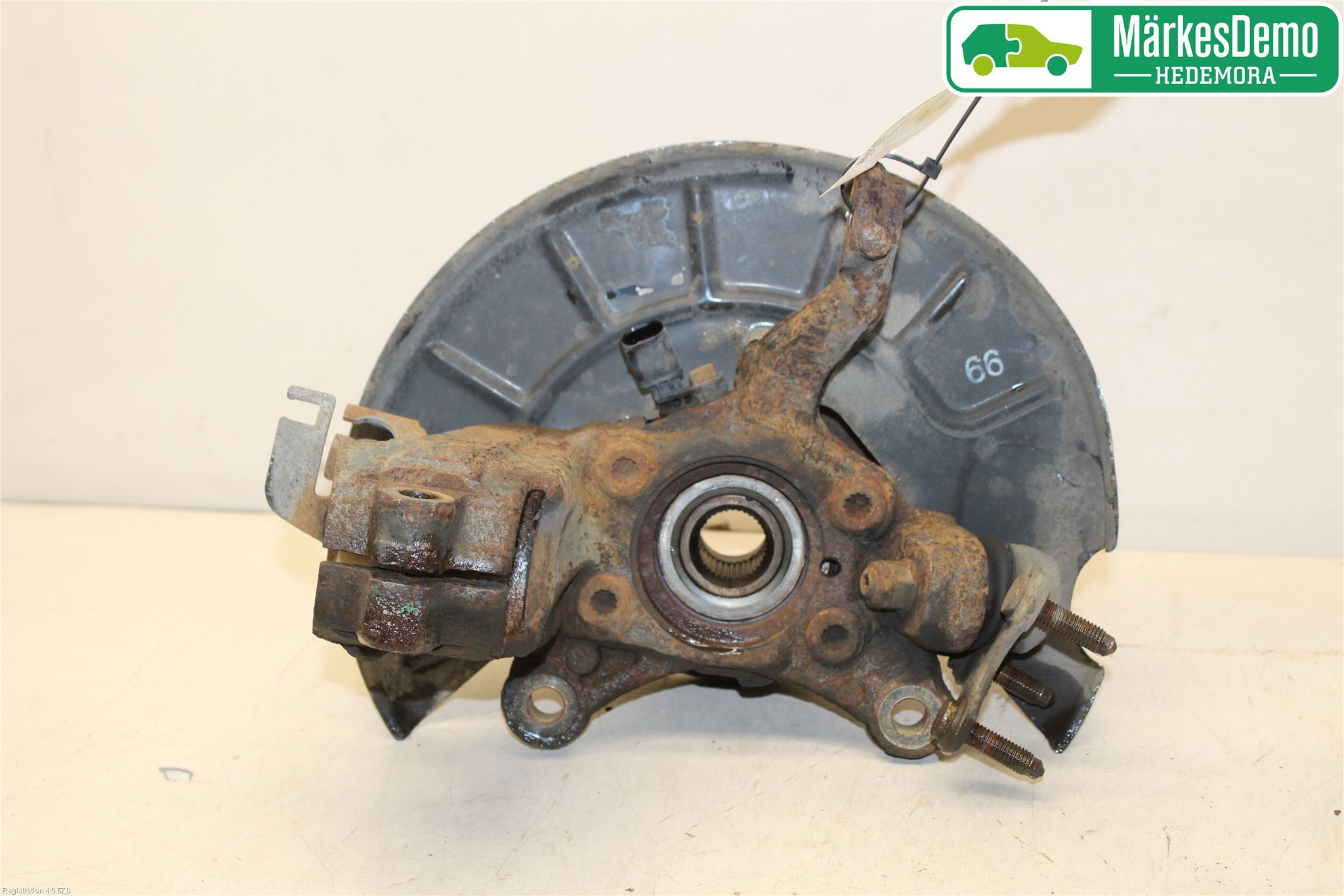 Volkswagen VW GOLF VI 09-13 Styrspindel Lagerhus Hö