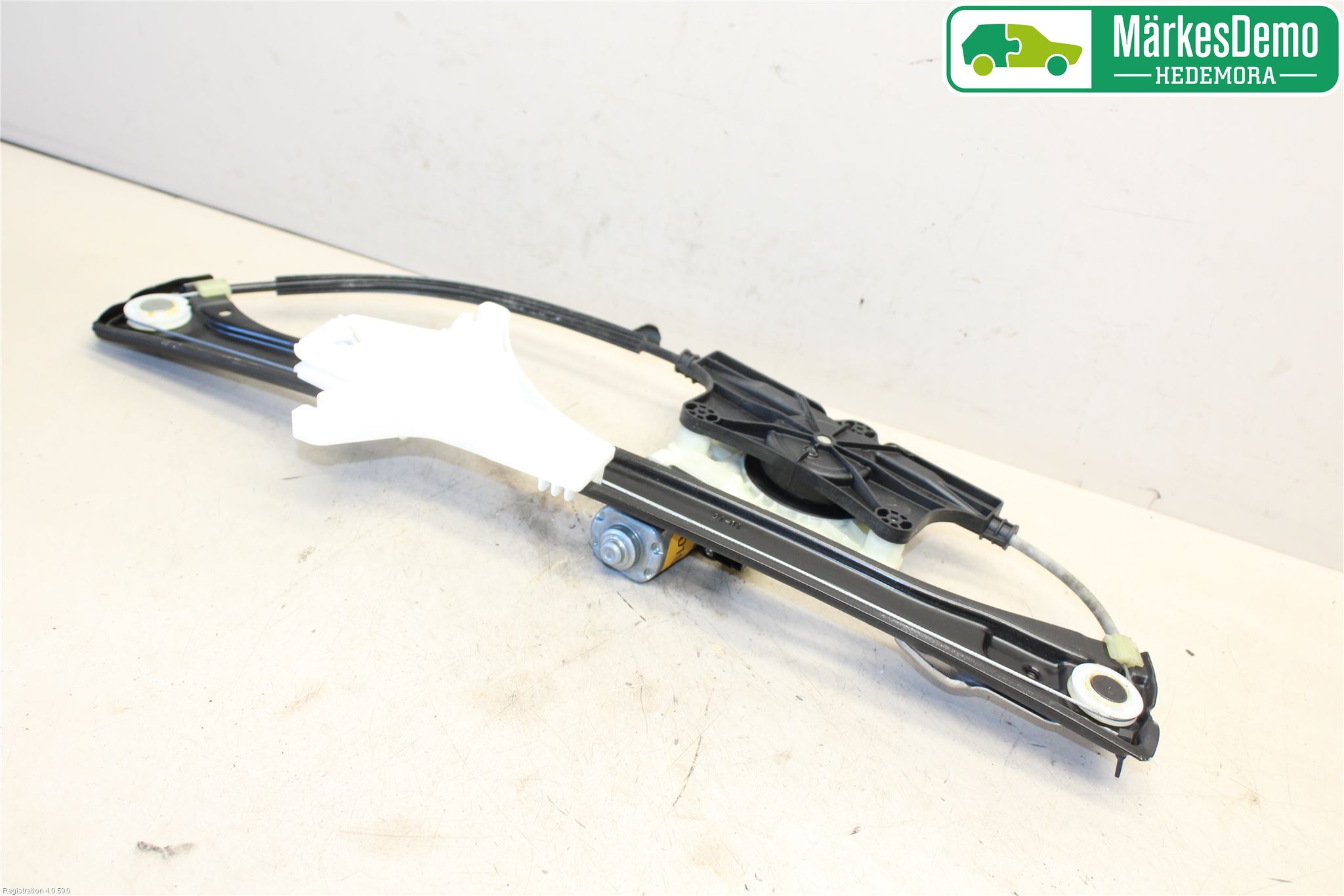 Volkswagen VW PASSAT 15-19 Fönsterhiss El Kompl