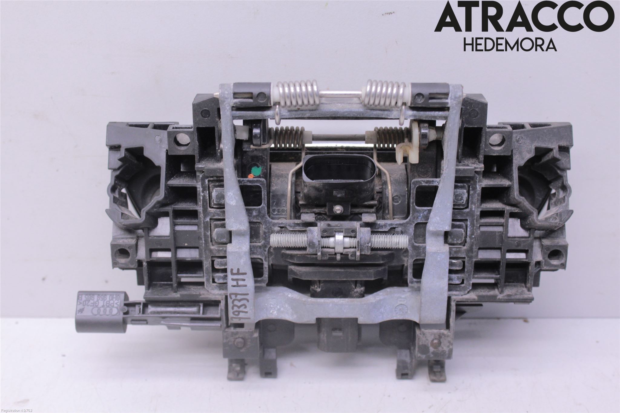 Audi A8/S8 4E  02-09 Dörrhandtag Yttre Hö