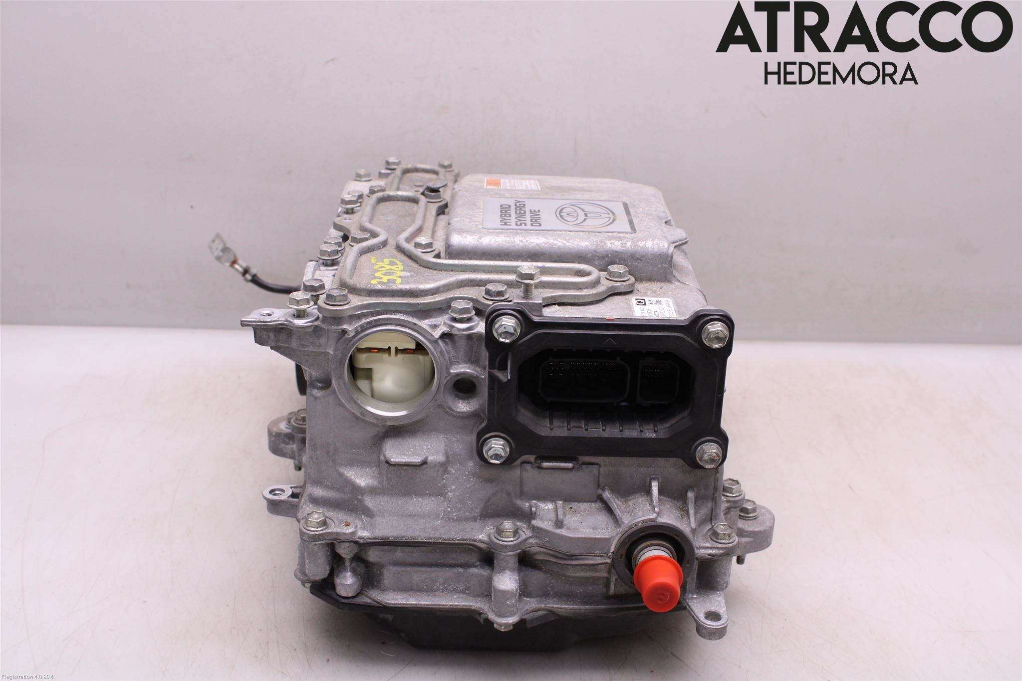 Toyota YARIS XP130 15-20 Hybridconverter