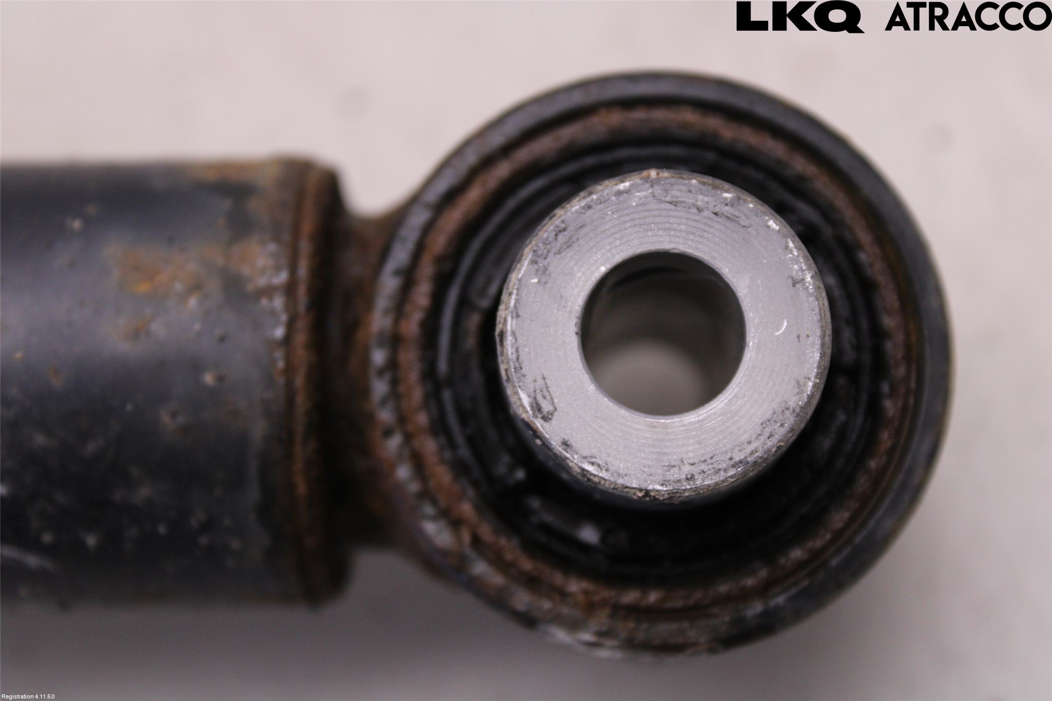 Audi A6 F2/C8 19- Stötdämpare Bak