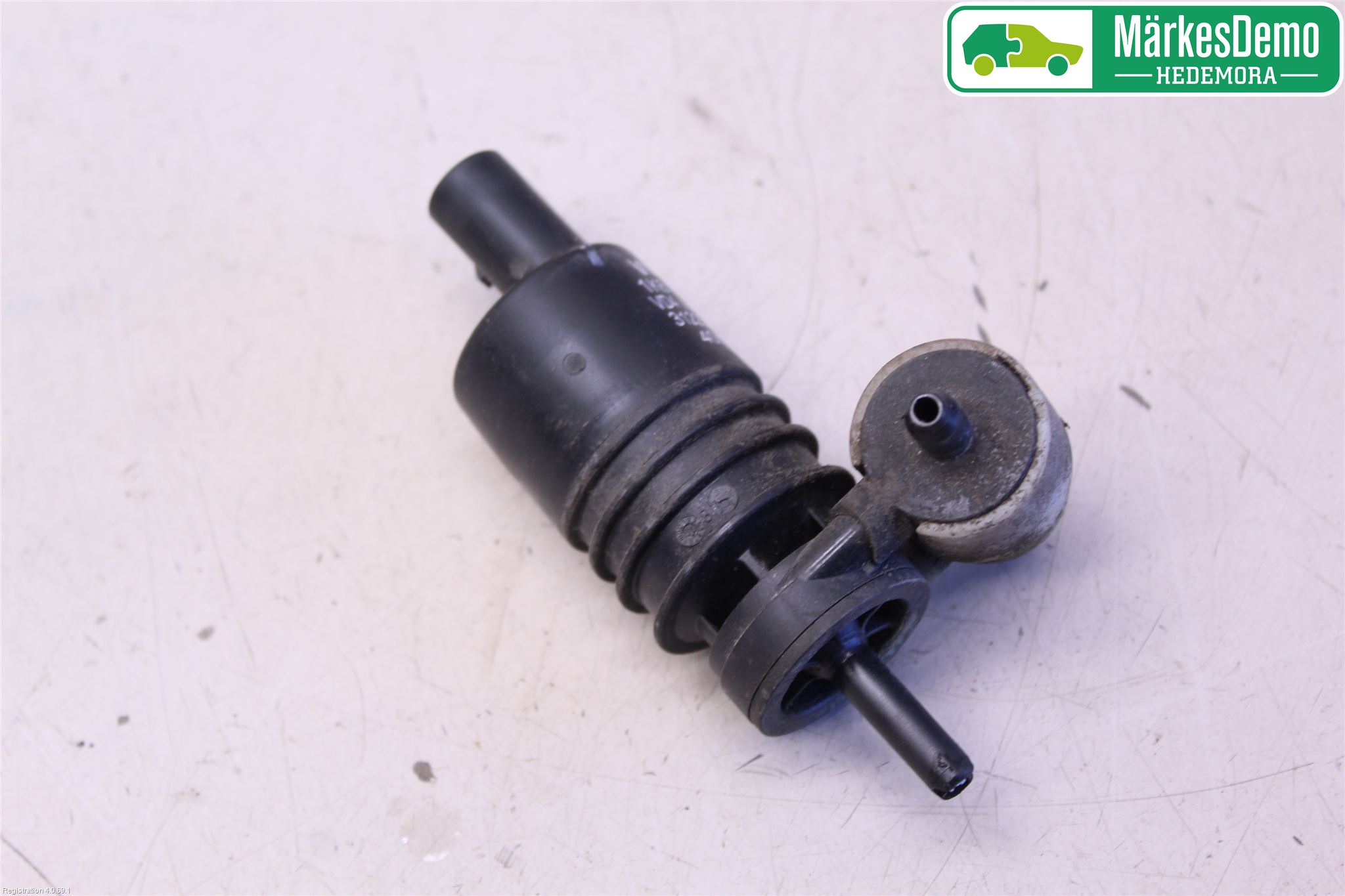 Volkswagen VW TOUAREG 7L 03-10 Spolarpump Vindruta
