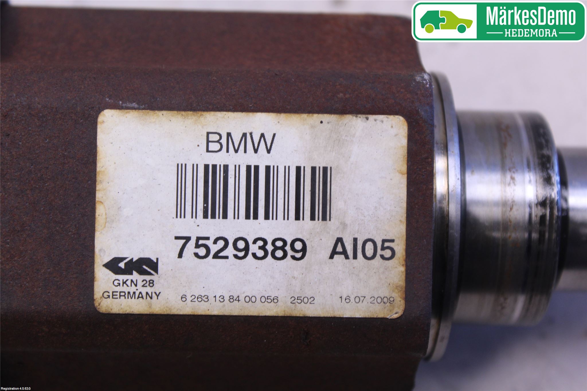 BMW 3 E90/91 SED/TOU 05-12 Drivaxel Fram Vänster