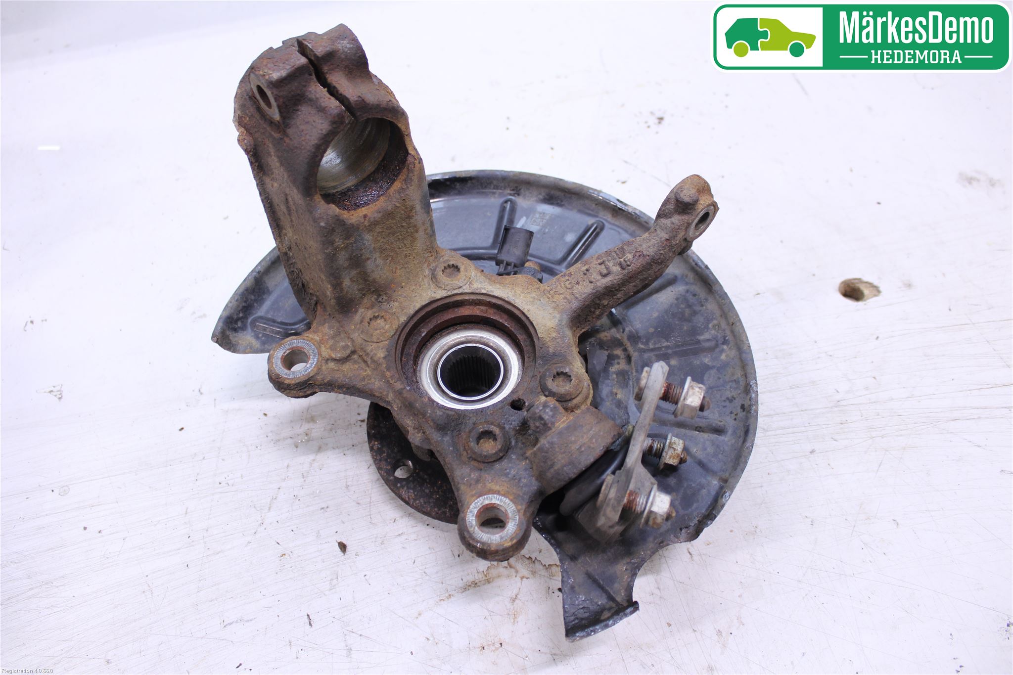 Volkswagen VW CADDY 16-20 Styrspindel Lagerhus Hö