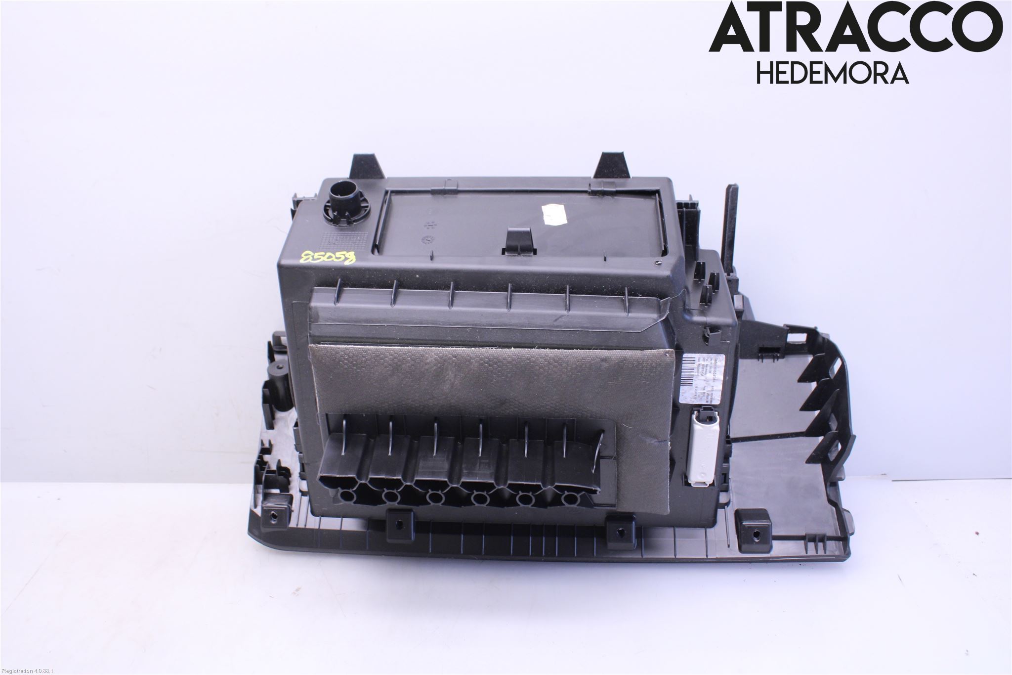 BMW X1 F48 15-22 Handskfack