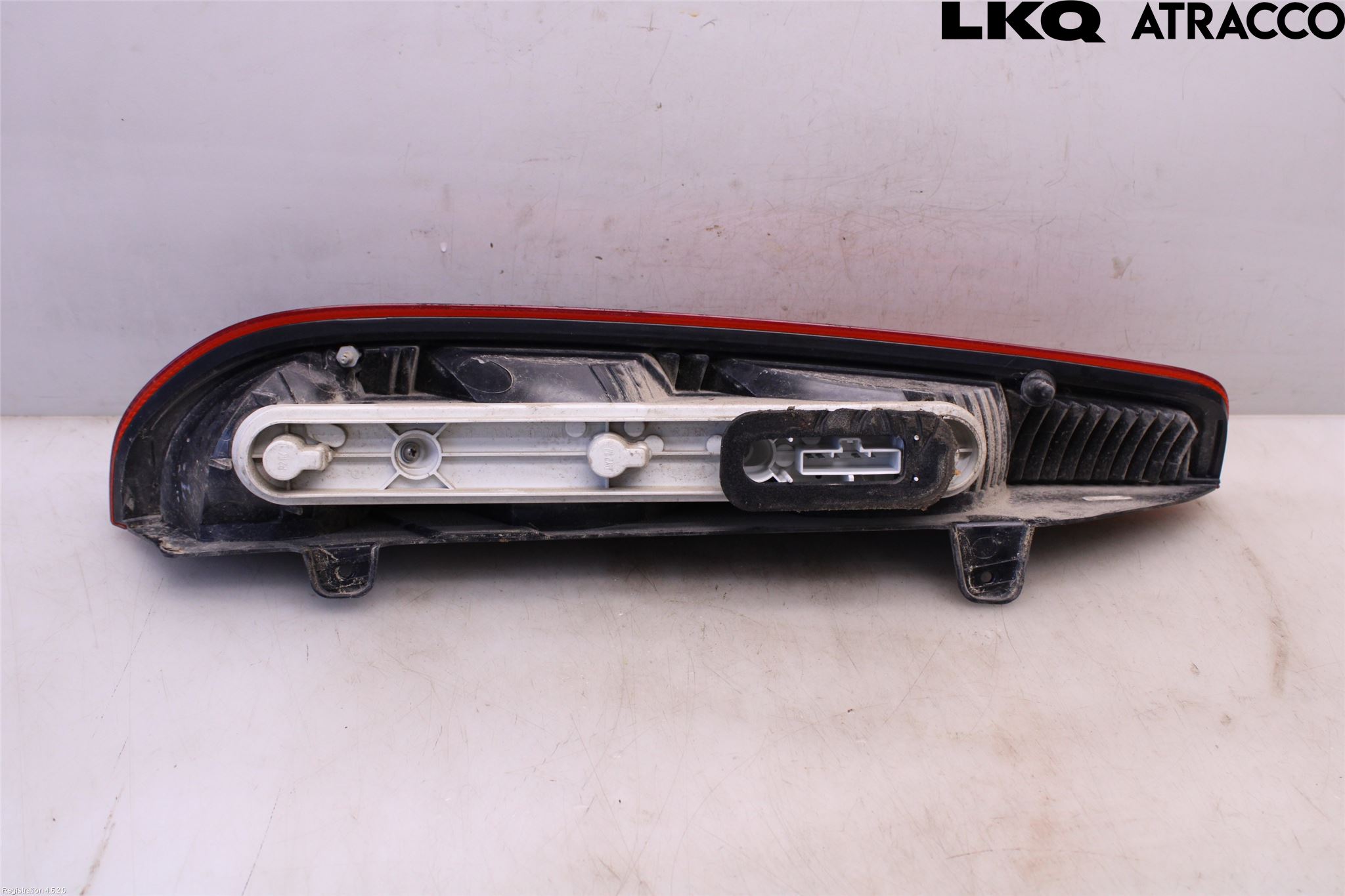 Ford FOCUS     04-07 Bakljus Höger