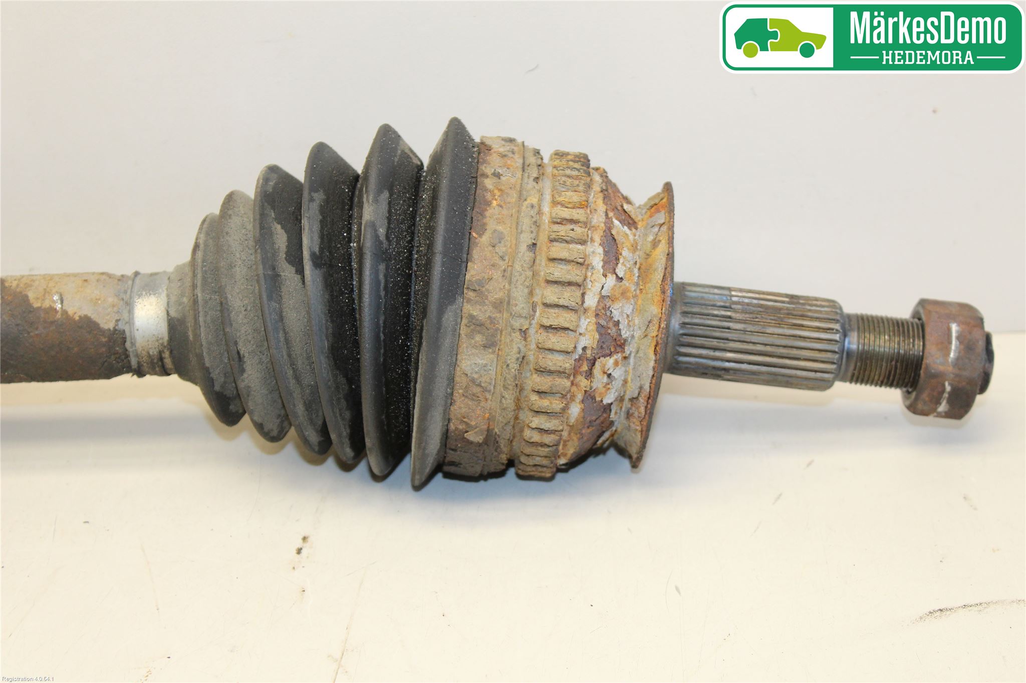 Chrysler CHR VOYAGER     01-04 Drivaxel Fram Vänster