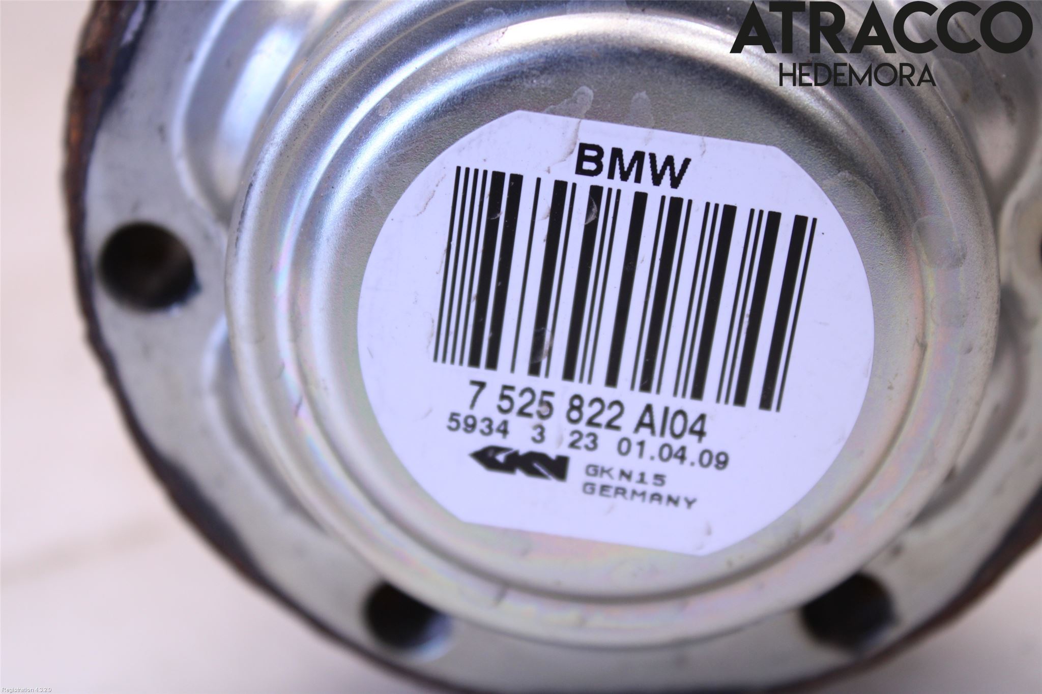 BMW 3 E90/91 SED/TOU 05-12 Drivaxel Bak Höger