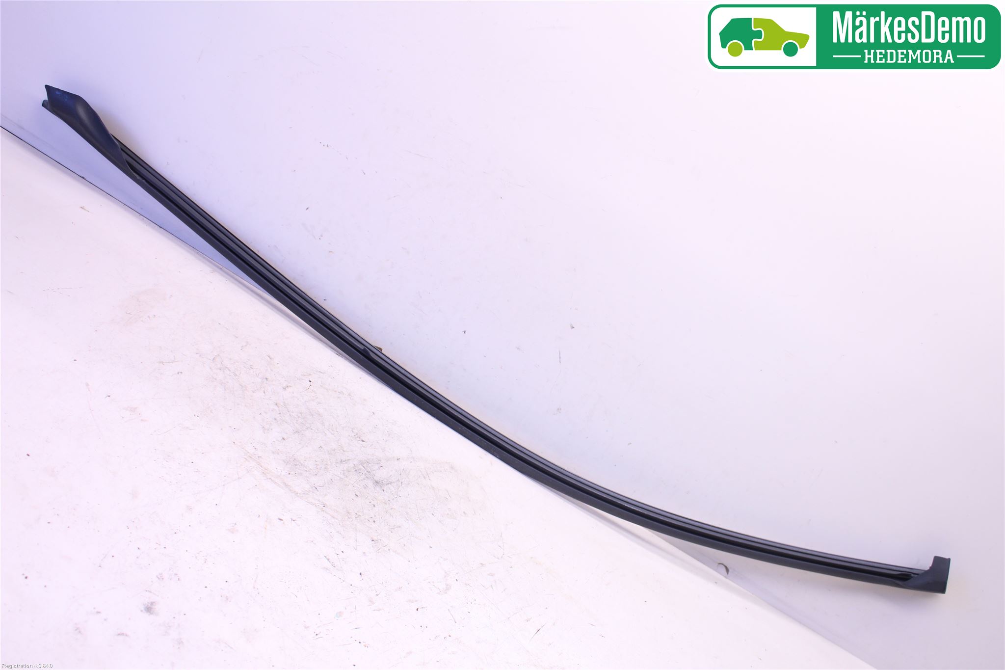 Porsche PANAMERA 09- Dörr Dekorlist Fram Vä