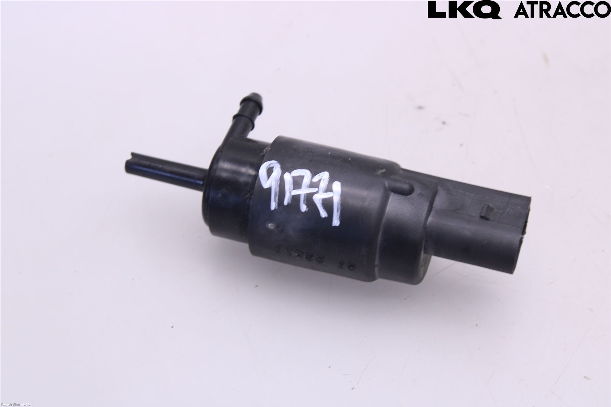 Mercedes-Benz MB VITO/VIANO (W639) 04-14 Spolarpump Vindruta