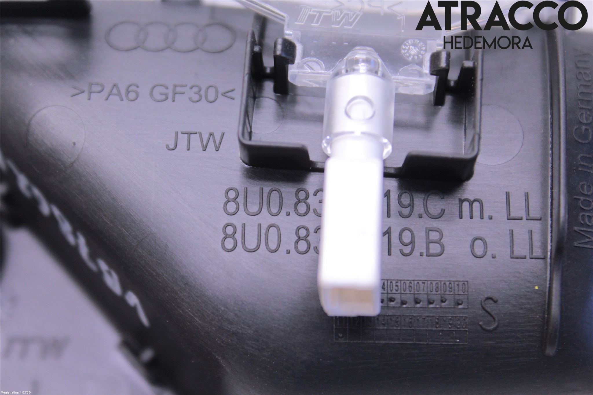 Audi Q3 8U 12-18 Dörrhandtag Inre Vä