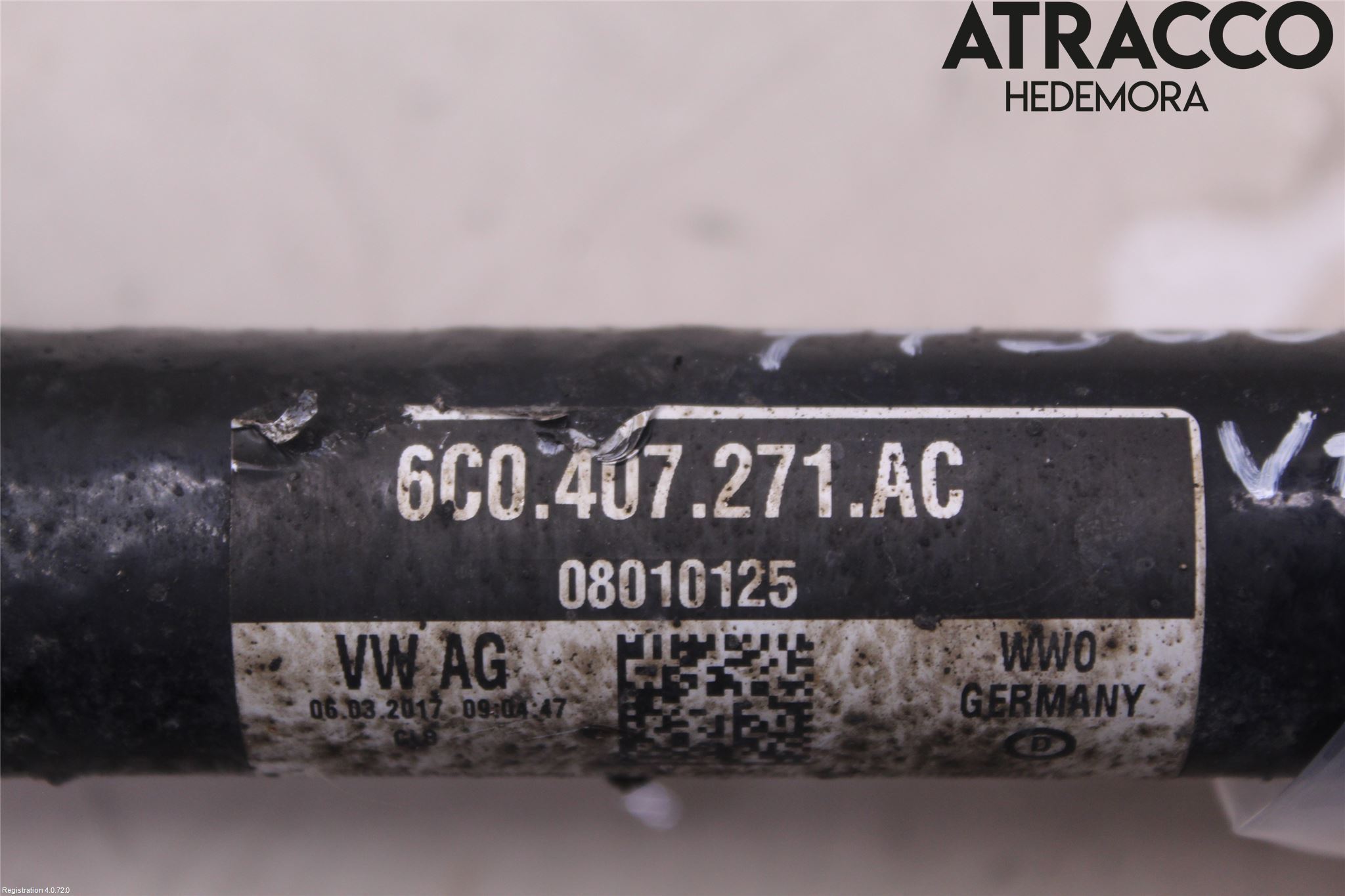 Volkswagen VW POLO 10-17 Drivaxel Fram Vänster