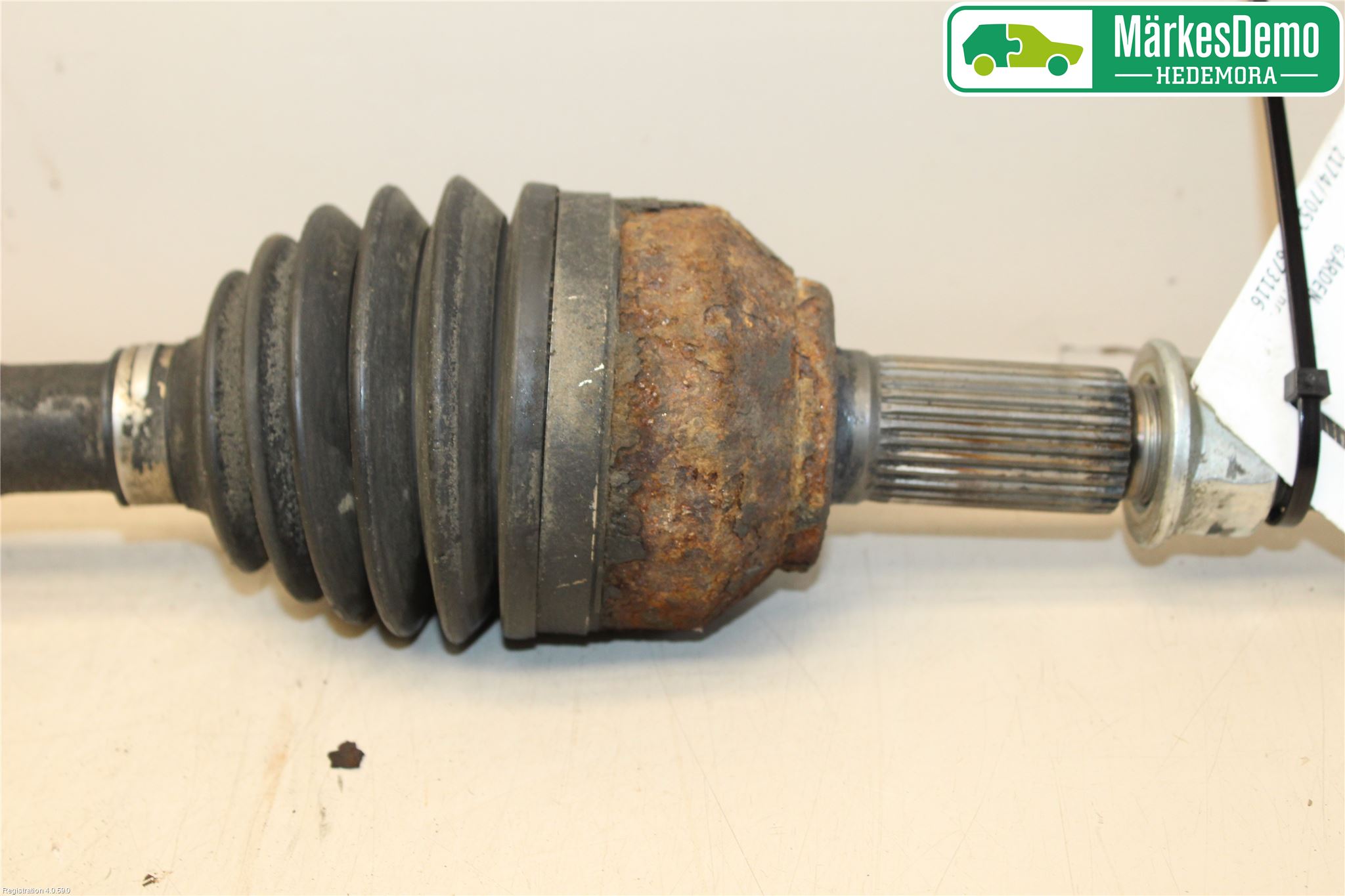 Nissan QASHQAI 10-14 Drivaxel Fram Höger
