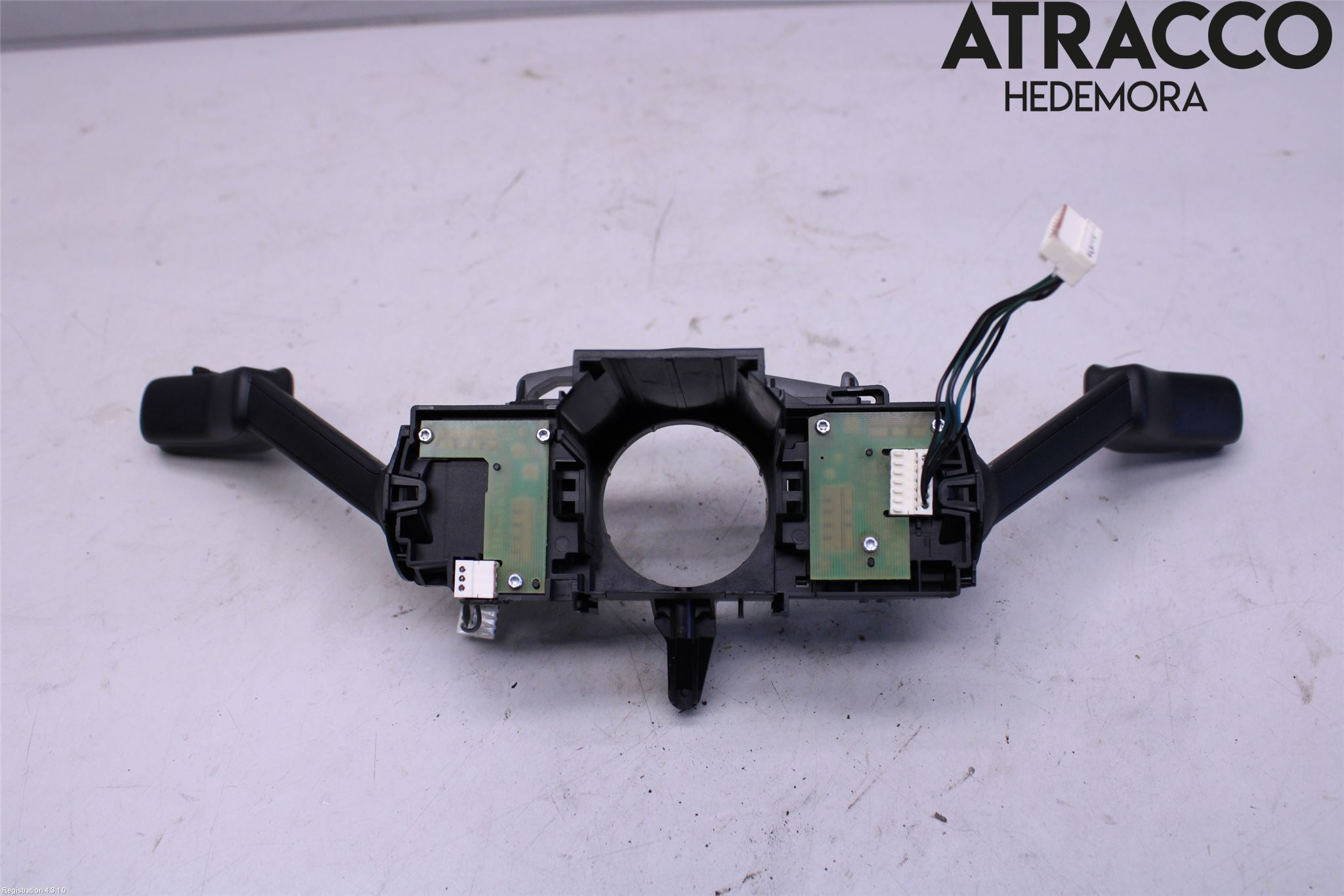 Volkswagen VW GOLF / E-GOLF VII 13-20 Spakcentral