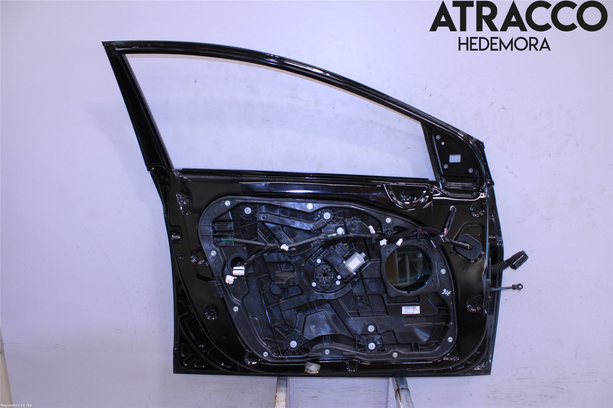 Hyundai i40 08-15 Dörr Fram Vänster