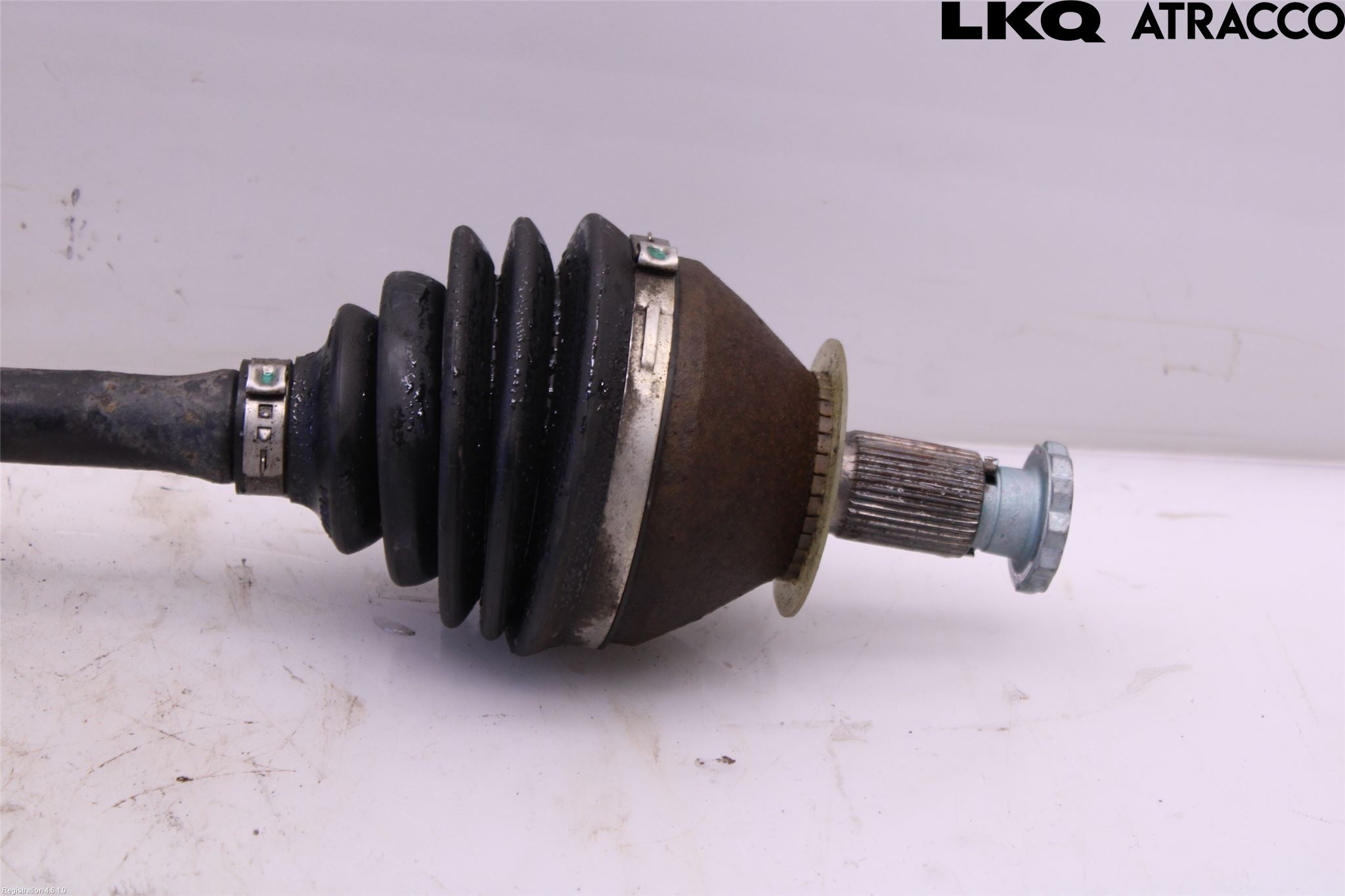 Volkswagen VW T-CROSS 19- Drivaxel Fram Vänster