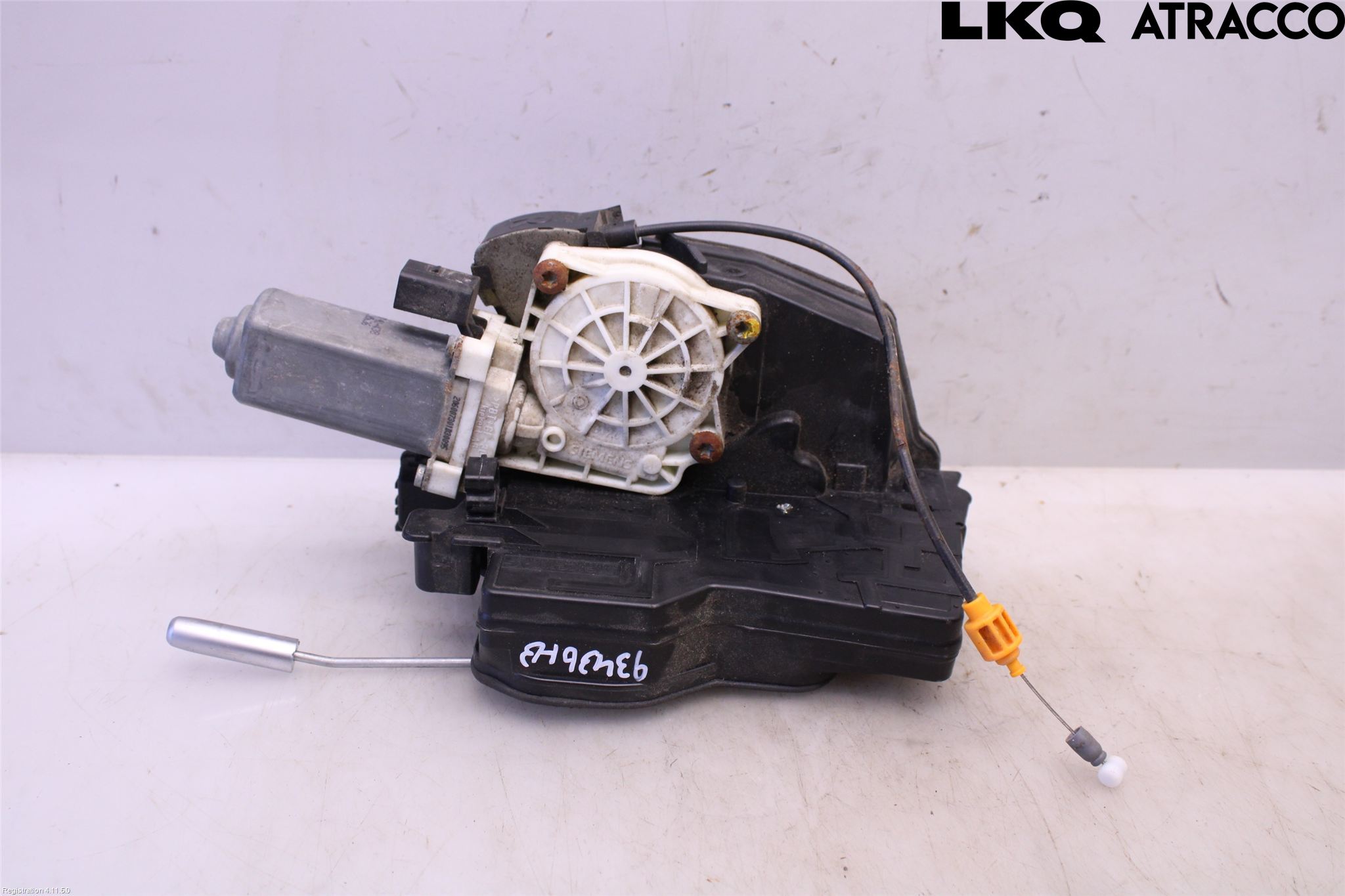 BMW 7 E65/66    00-08 Låskista-Dörrlås