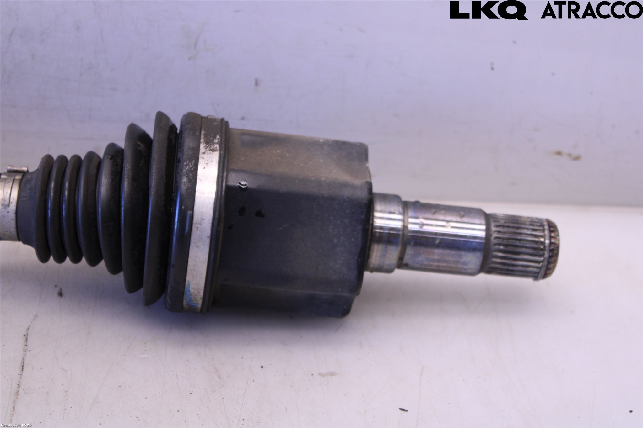 Fiat FREEMONT Drivaxel Fram Vänster