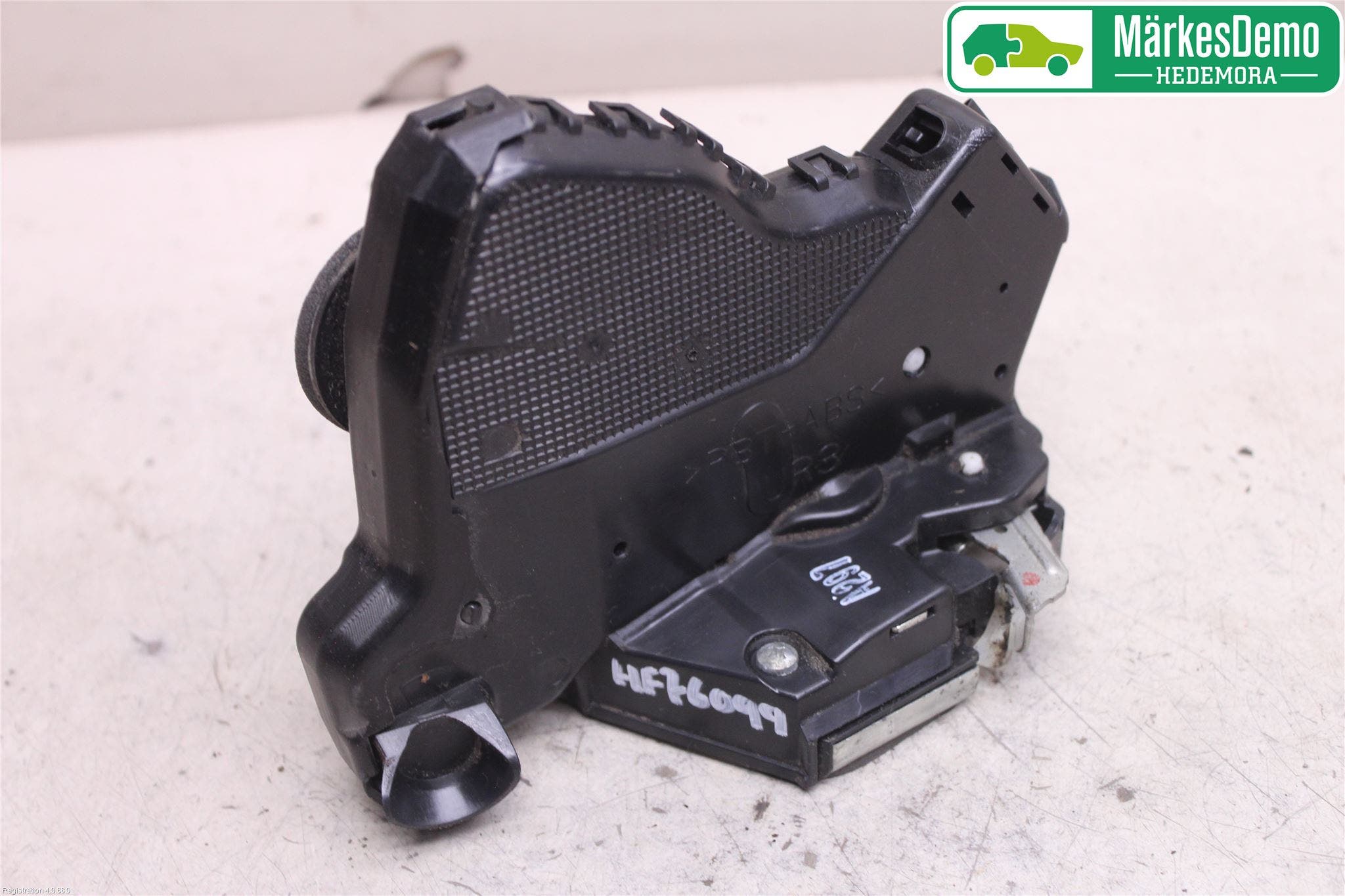 Toyota AVENSIS 07-08 Låskista-Dörrlås