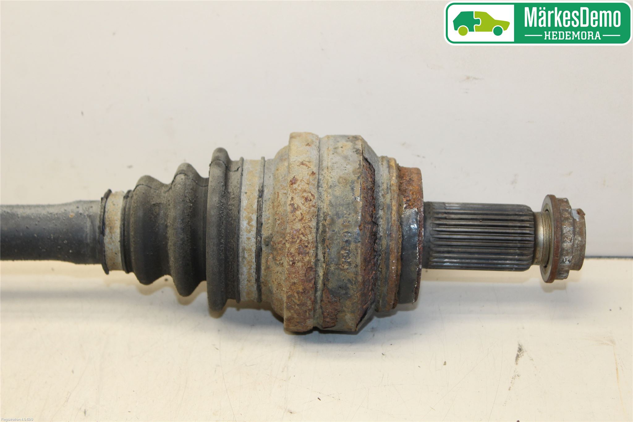 BMW X3 F25 10-17 Drivaxel Bak Höger