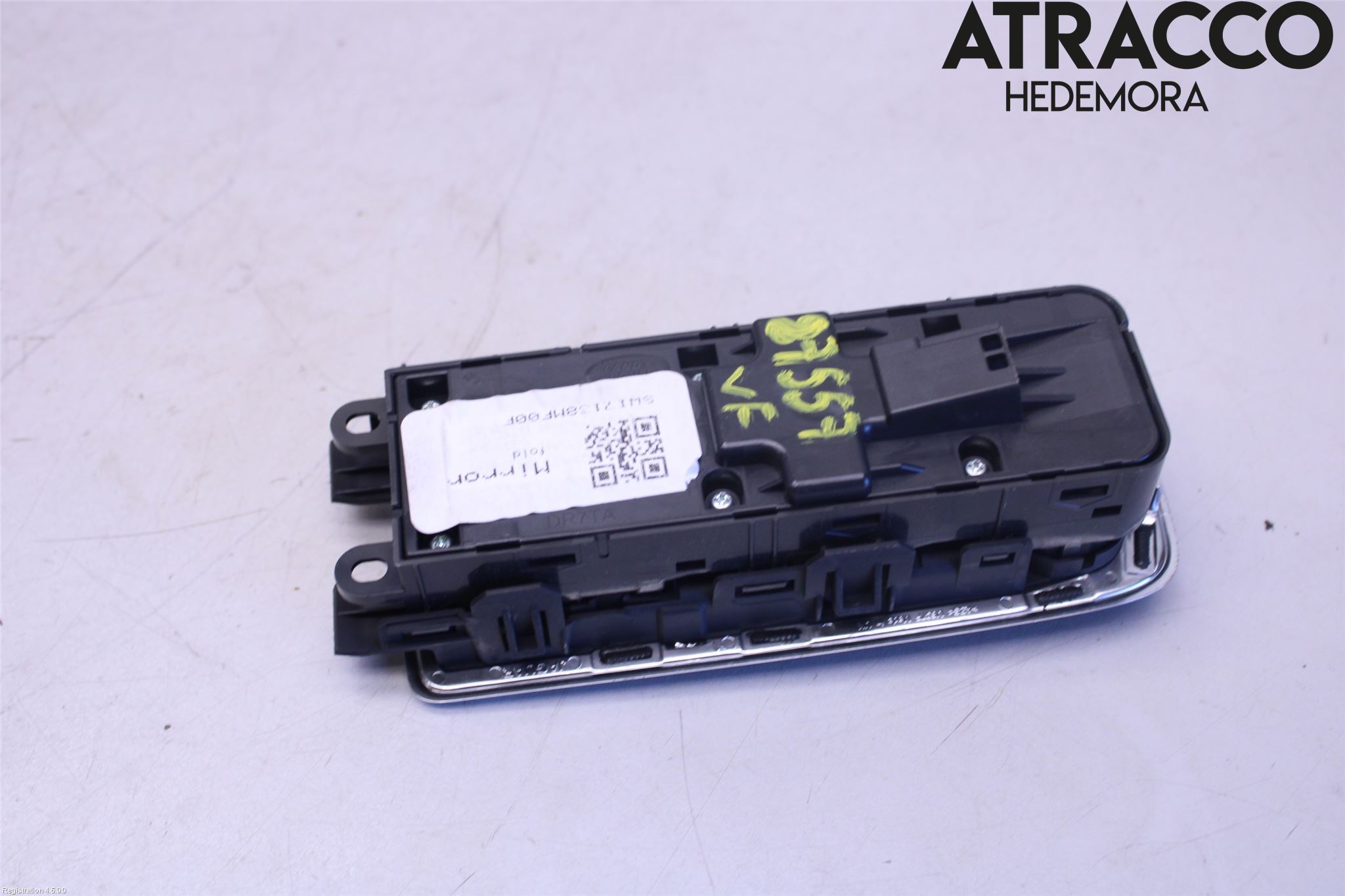 Jaguar F-PACE Strömställare Elhiss