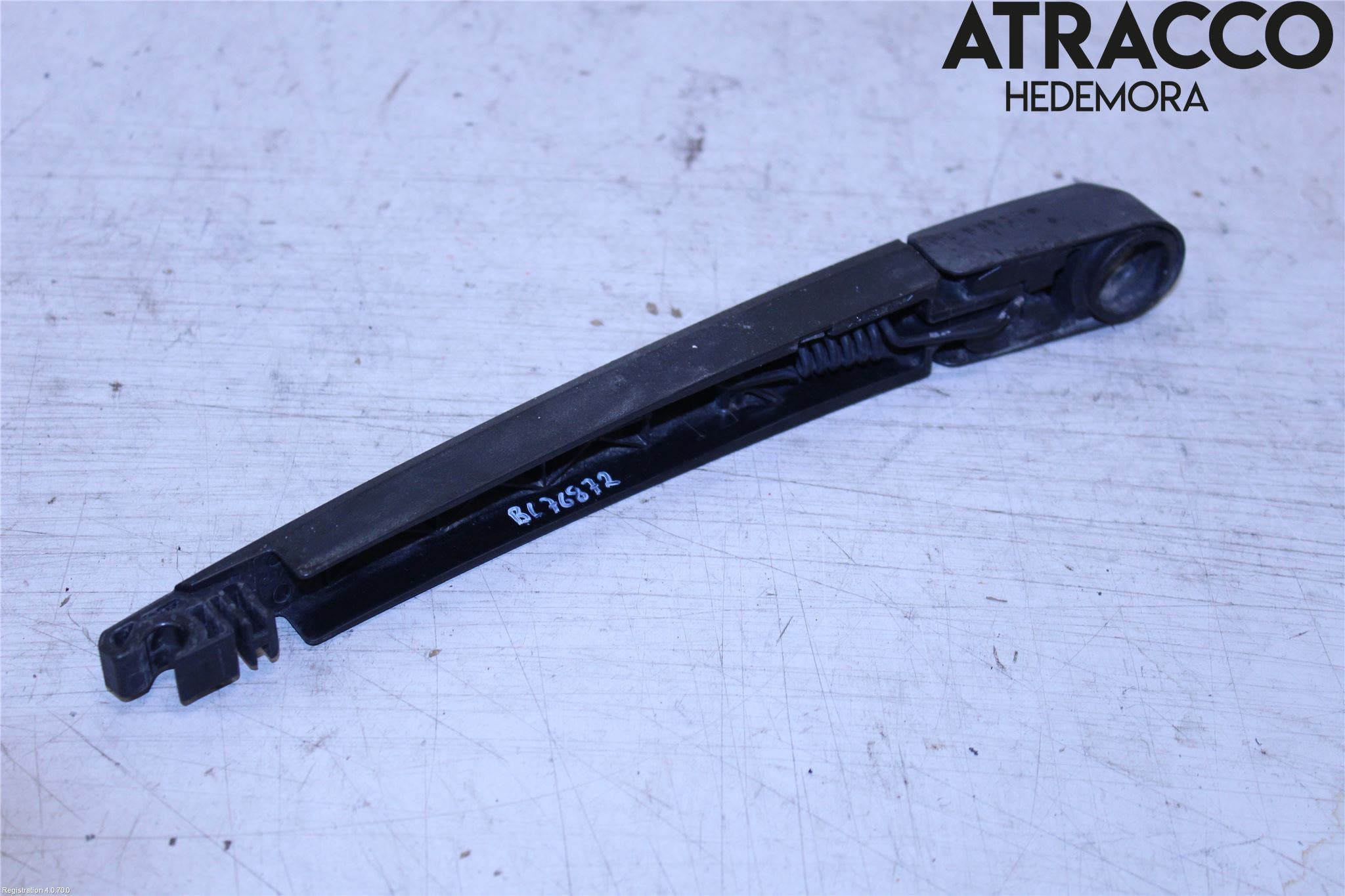 Hyundai i40 08-15 Torkararm-Bakruta