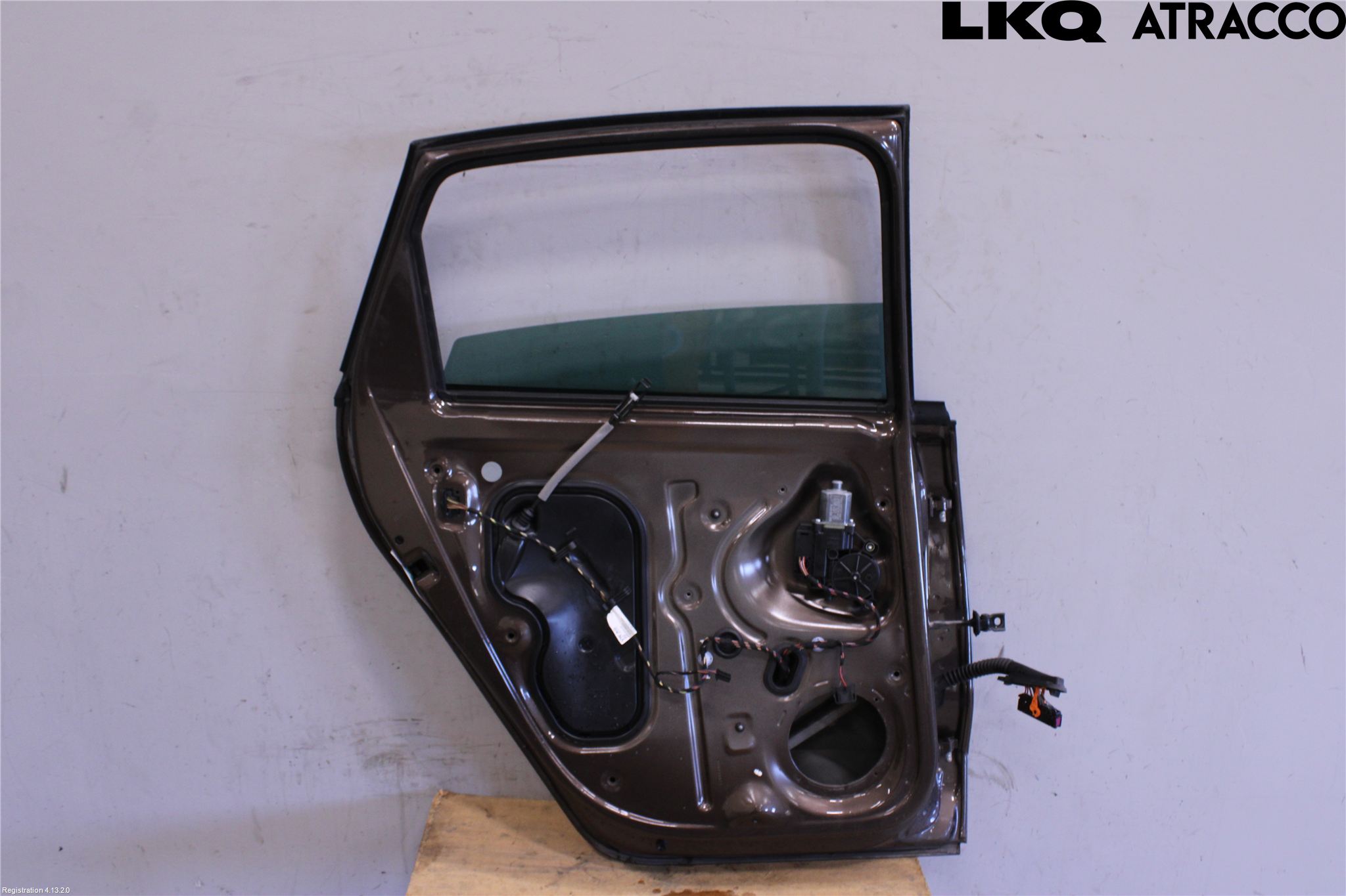 Volkswagen VW POLO 10-17 Dörr Bak Vänster