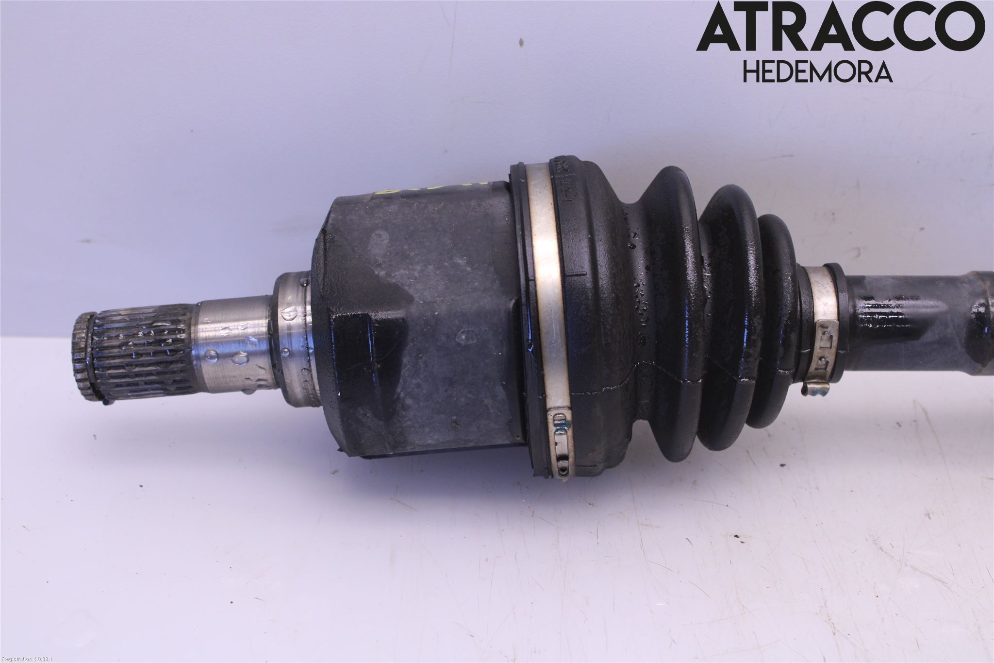 Hyundai i40 08-15 Drivaxel Fram Höger